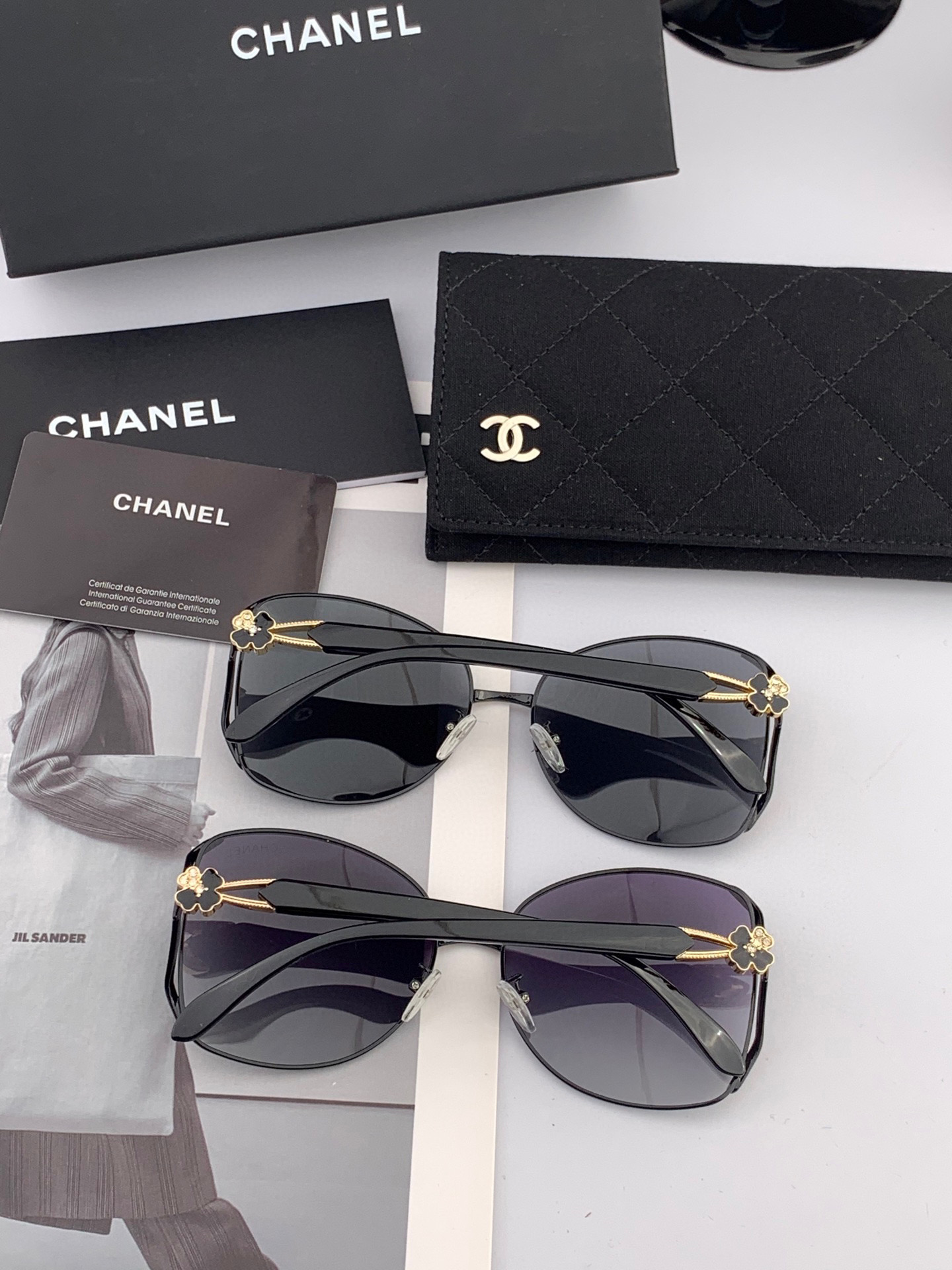 【CHANEL】香奈儿 2025新款山茶花潮流爆款 时尚圆框太阳镜 佩戴舒适 网红潮款墨镜  ♥️♥️型