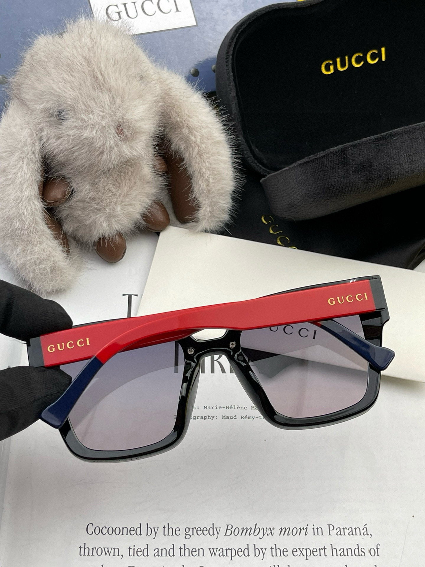    【TR偏光系列】Gucci   经典的方框设计，不挑脸型，无论搭配大衣还是连衣裙都非常显气质偏光镜