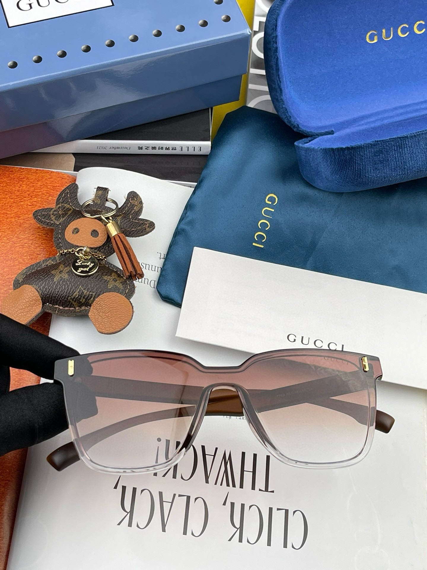 🔺 【GUCCI-尼龙偏光太阳镜】2025开春新款 潮流爆款 时尚方框连体偏光太阳镜 高品质 佩戴舒适 