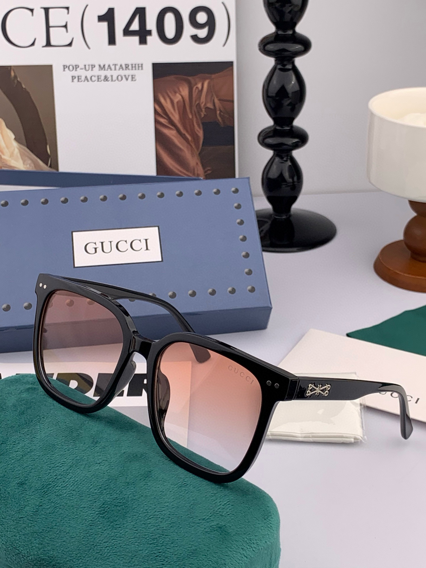  2025新款！新款出货！
女士高清加厚偏光太阳镜🕶️ 🎉💍新款GUCCI偏光太阳镜得意开车驾驶镜时尚墨