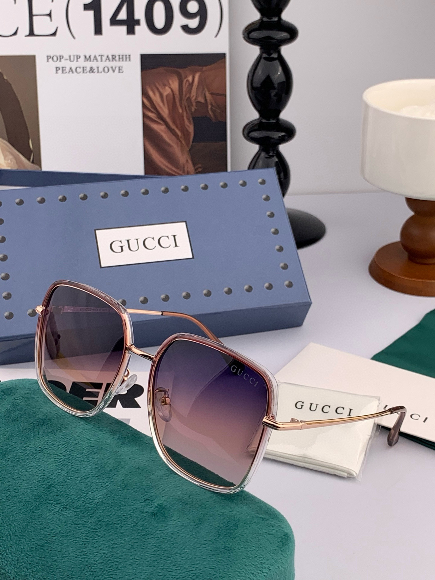  GUCCI 2025开春新款 最新款方框太阳镜 各路网红纷纷带起气场满分‼️ 俏皮甜美.上脸效果更佳.