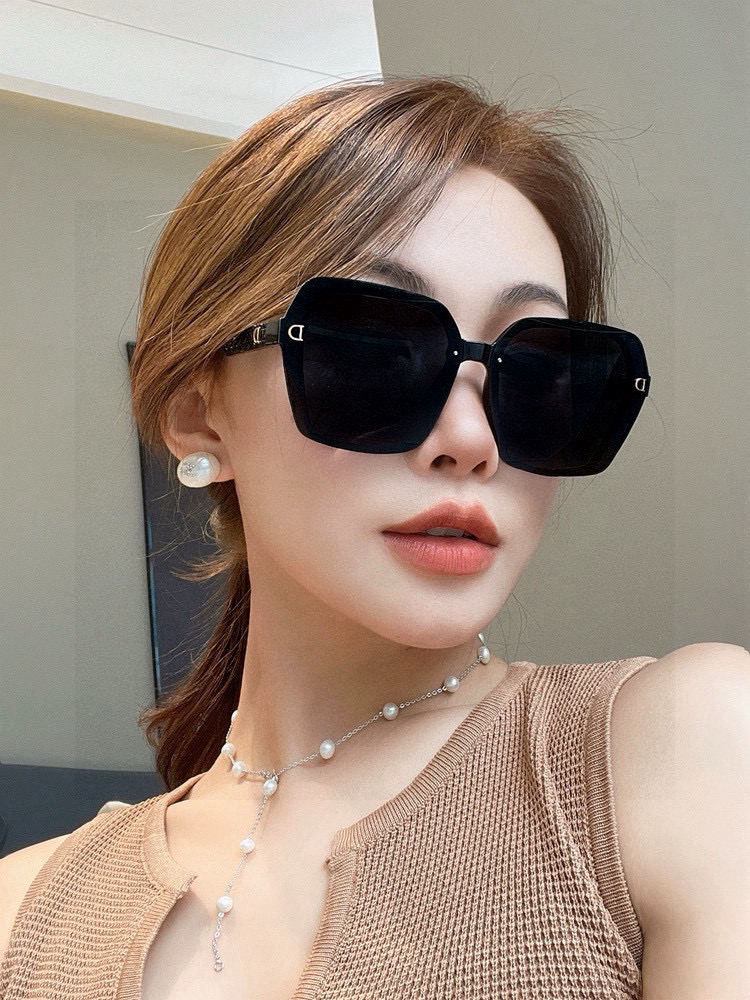  【DIOR】迪奥偏光太阳镜 时尚造型 开车驾驶镜时尚墨镜🌸世界顶级奢华品牌，品质保证！😍😍经典款, 明