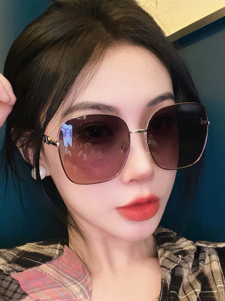 NO:256361,【DIOR-Dio】2025 new spring model trendy fashion square polarized sunglasses high quality comfortable to wear Internet celebrity trendy sunglasses Model D6819 glasses sunglasses sunglasses, glasses, dior, dior19860909【DIOR-迪奥】2025开春新款 潮流爆款 时尚方框偏光太阳镜 高品质 佩戴舒适 网红潮款墨镜 型号D6819眼镜墨镜太阳镜,眼镜,dior,dior,glasses