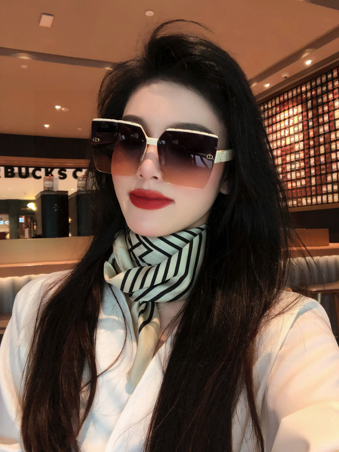 NO:256399,【DIOR-Dio】2025 new spring style trendy fashion square frame sunglasses high quality comfortable to wear Internet celebrity trendy sunglasses Model D9805 glasses sunglasses, glasses, dior, dior19860909【DIOR-迪奥】2025开春新款 潮流爆款 时尚方框太阳镜 高品质 佩戴舒适 网红潮款墨镜 型号D9805眼镜墨镜太阳镜,眼镜,dior,dior,glasses