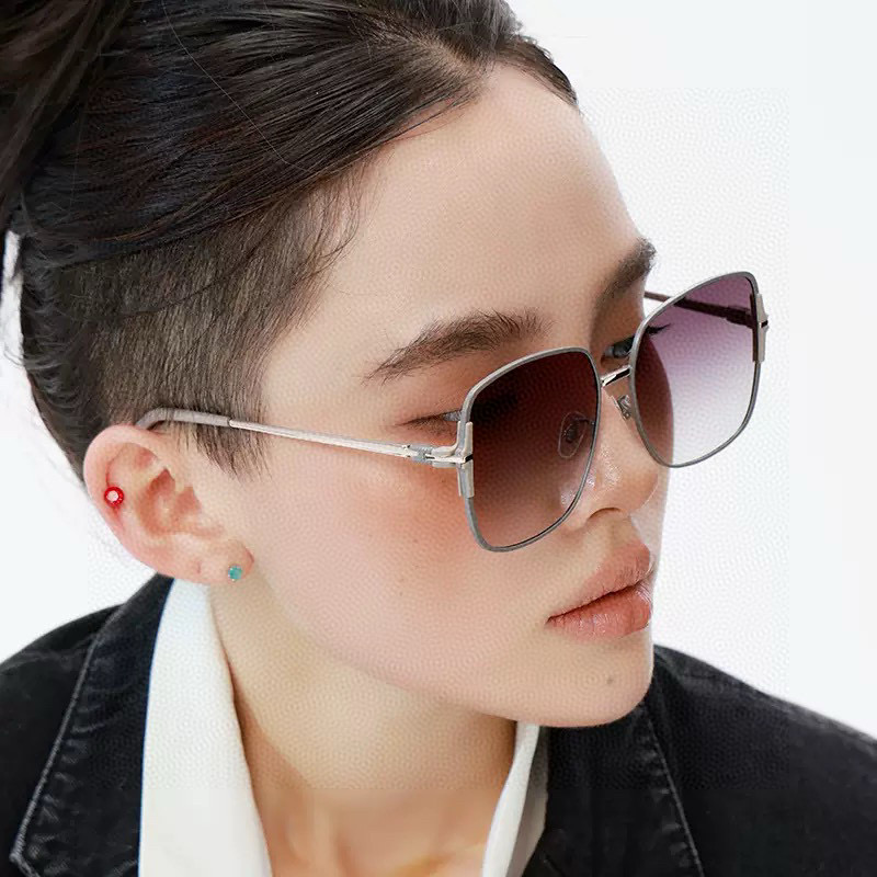NO:256386,[Nylon polarization series] GUCCI sunglasses ink round frame design, not picky about face shape, it looks very elegant whether it is matched with a coat or a dress, nylon polarization lenses prevent UV rays Model G8639 glasses sunglasses sunglasses, glasses, gucci, skirts19860909【尼龙偏光系列】GUCCI太阳镜墨圆框设计,不挑脸型,无论搭配大衣还是连衣裙都非常显气质尼龙偏光镜片预防紫外线 型号G8639眼镜墨镜太阳镜,眼镜,gucci,skirts,glasses