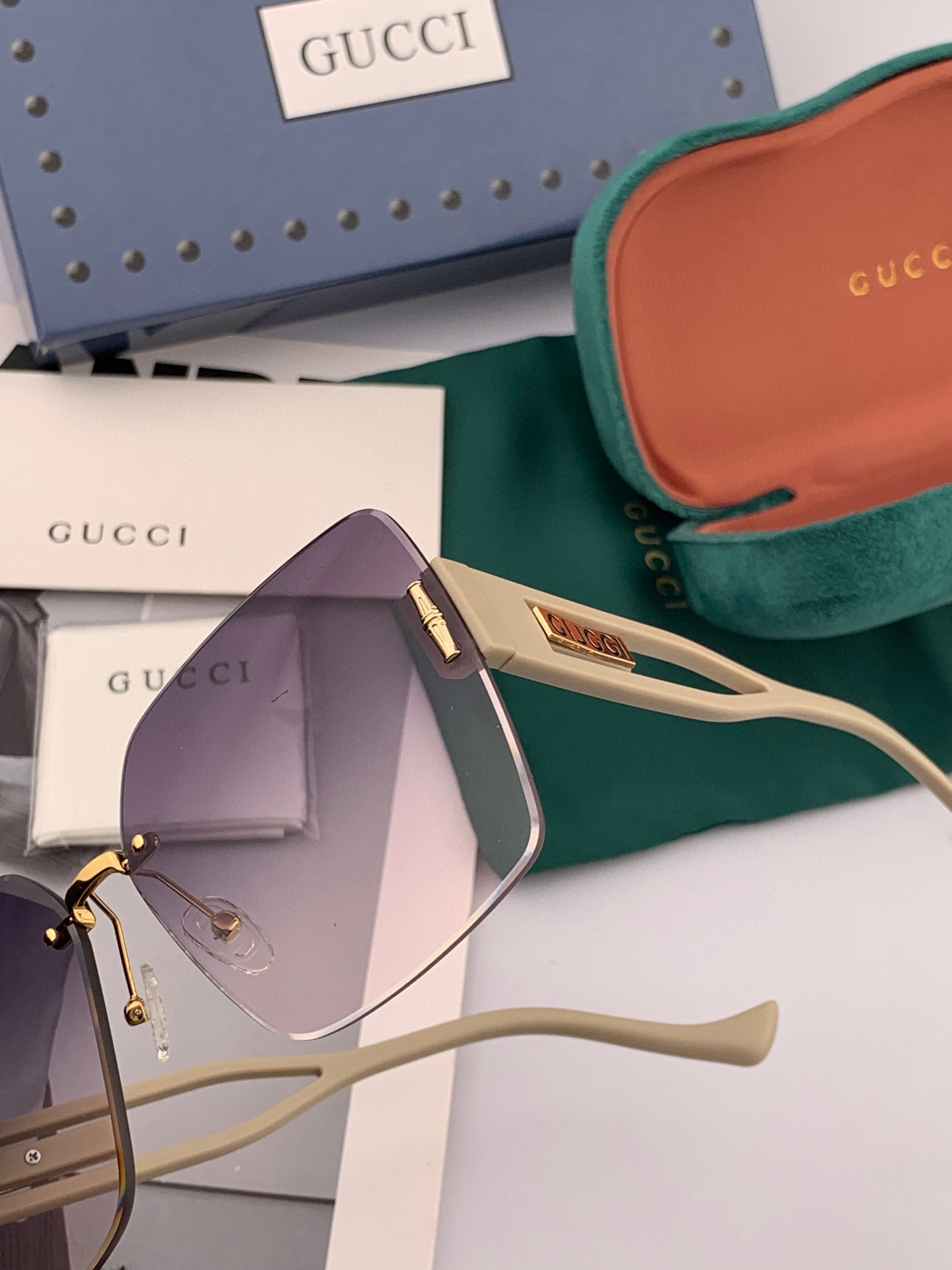   🔺 【GUCCI-偏光太阳镜】2025开春新款 潮流爆款 时尚方框偏光太阳镜 高品质 佩戴舒适 网红