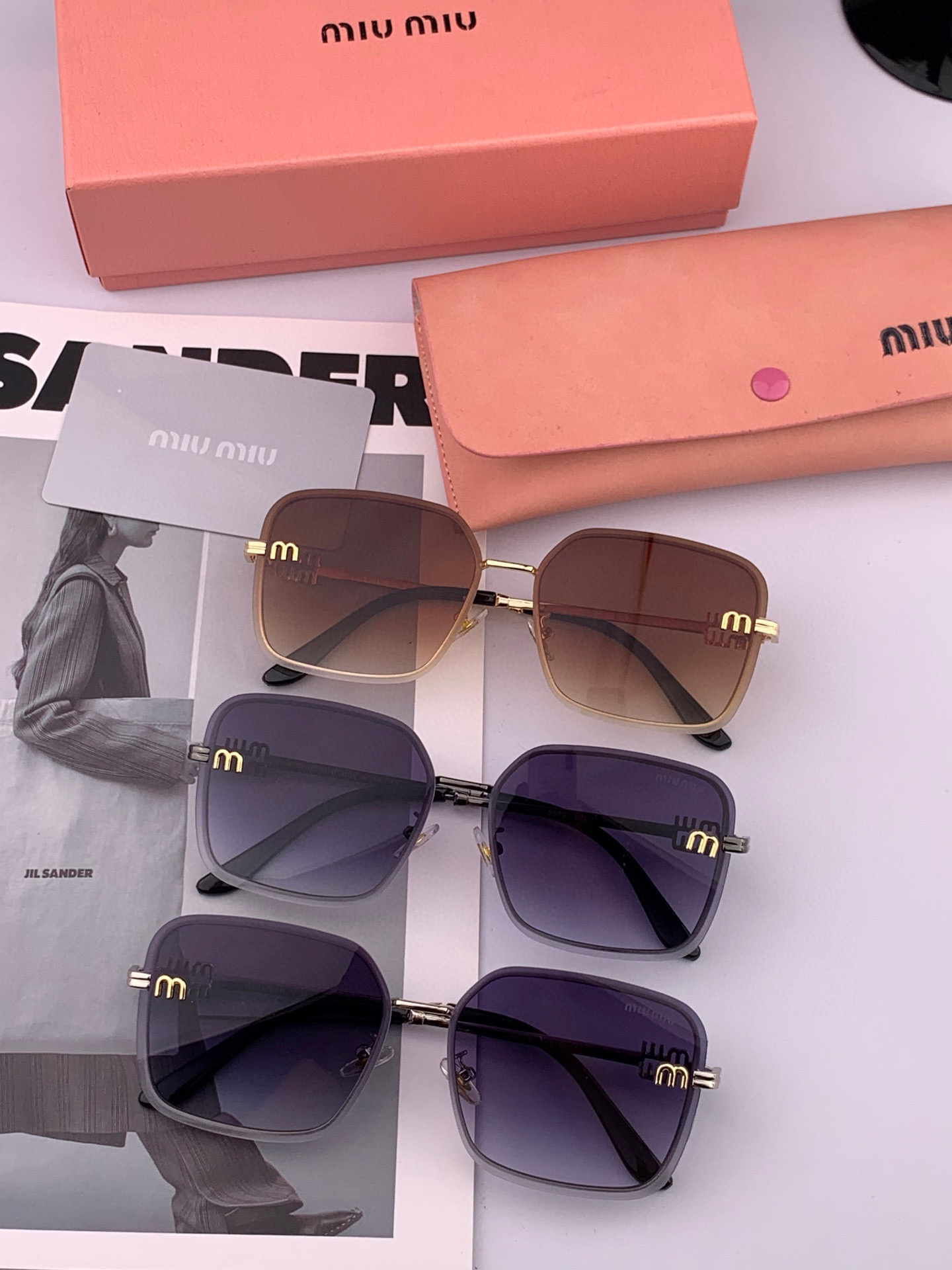   MIUMIU/缪缪🖇🖇2025开春新款🌟闪耀新款璀璨登台 ❤❤太阳镜潮品 精致个性设计简约时尚 专柜