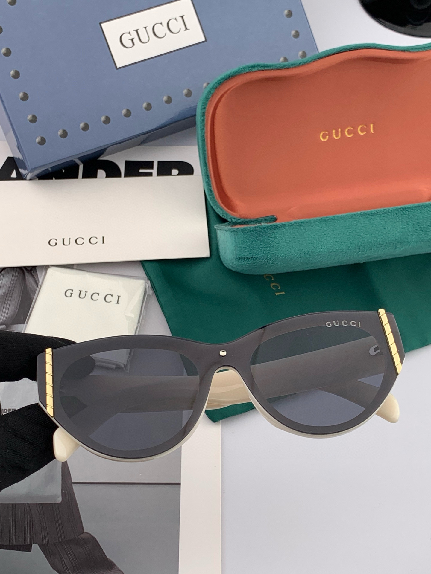  🔺 【GUCCI】2025开春新款 潮流爆款 时尚方框太阳镜 高品质 佩戴舒适 网红潮款墨镜 型号：G