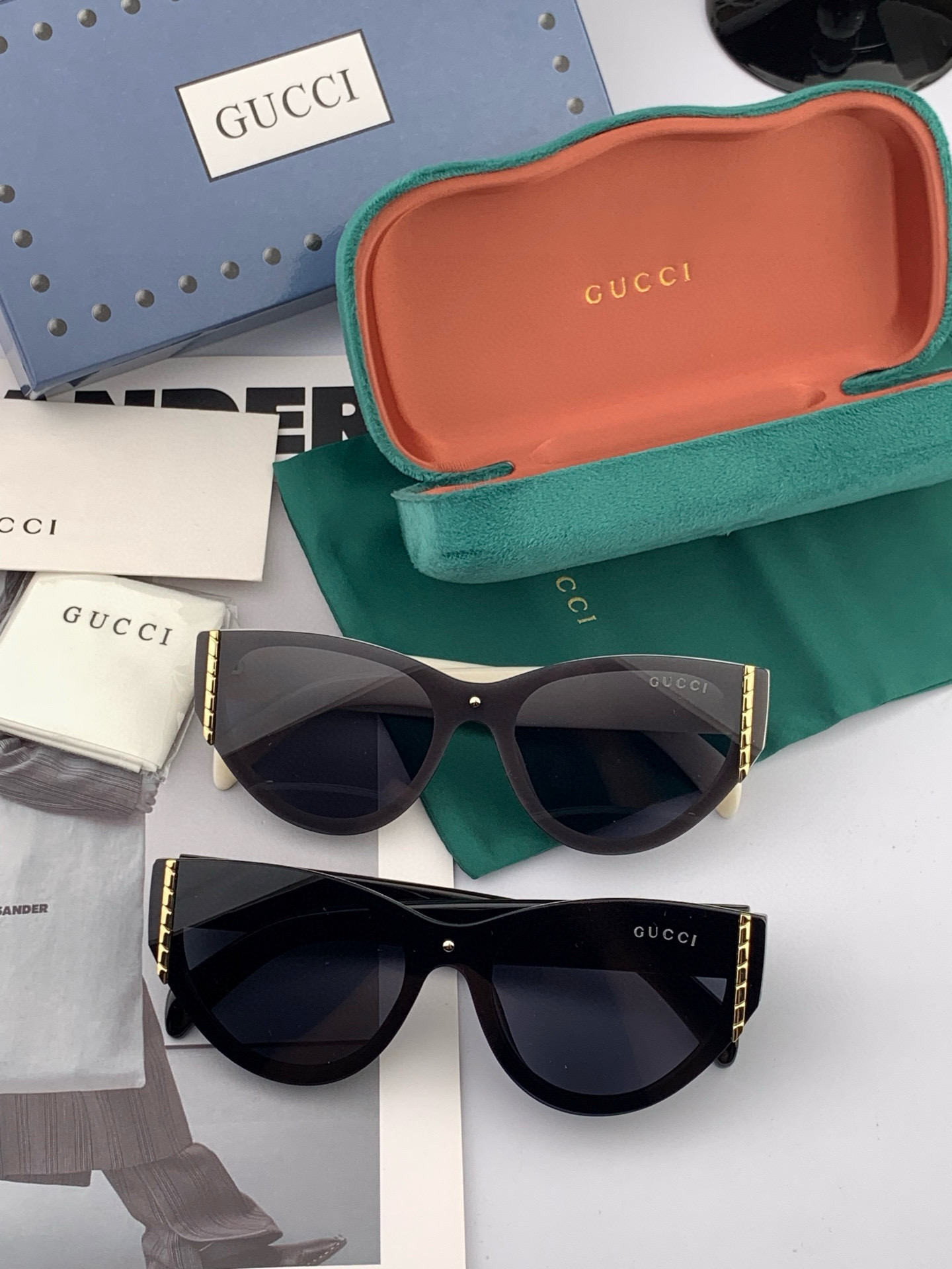  🔺 【GUCCI】2025开春新款 潮流爆款 时尚方框太阳镜 高品质 佩戴舒适 网红潮款墨镜 型号：G