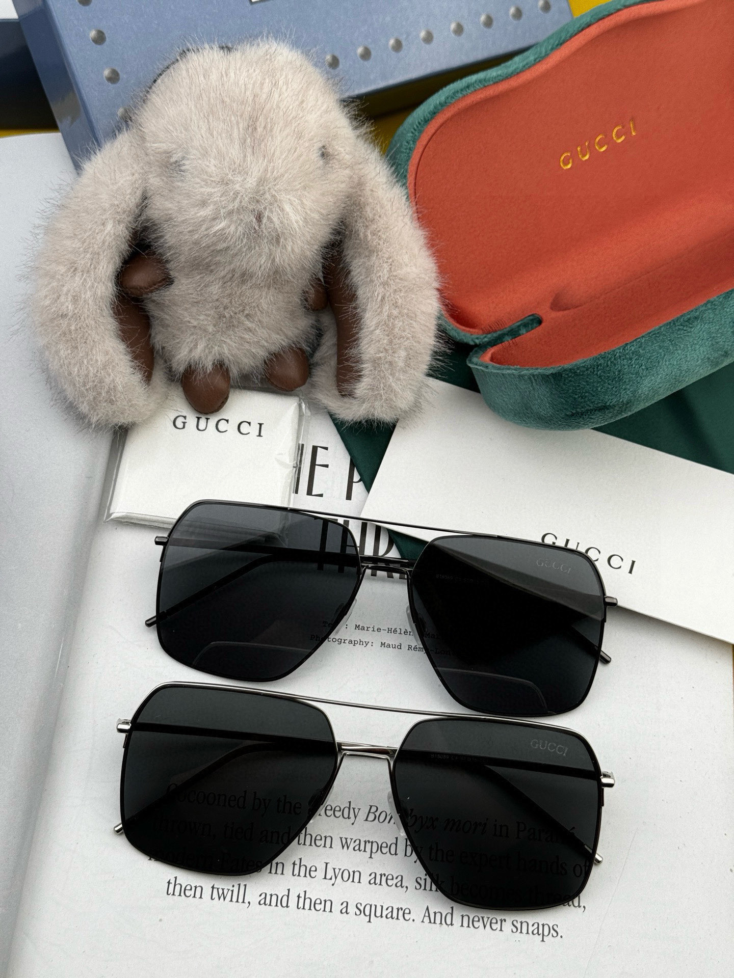         GUCCI 男款炫彩飞行员偏光太阳镜 ❤️材质：高清尼龙加厚卡槽高清偏光镜片 🌹无边框镜