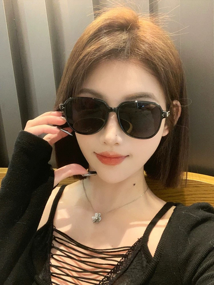 🔺 【GUCCI】2025开春新款 潮流爆款 时尚方框偏光太阳镜 高品质 佩戴舒适 网红潮款墨镜 女士高