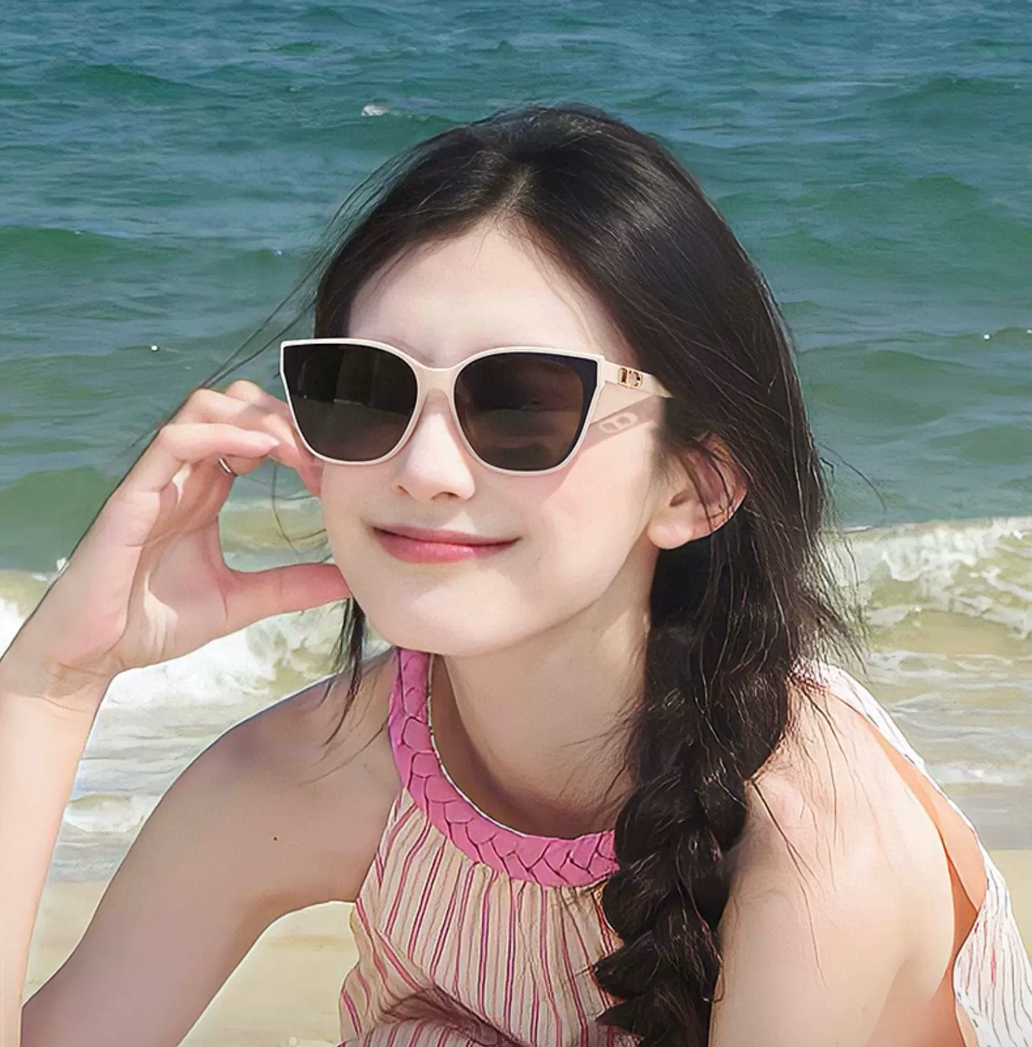   【DIOR】2025新款潮流爆款 时尚方框太阳镜 佩戴舒适 网红潮款墨镜  女士高清加厚偏光太阳镜🕶