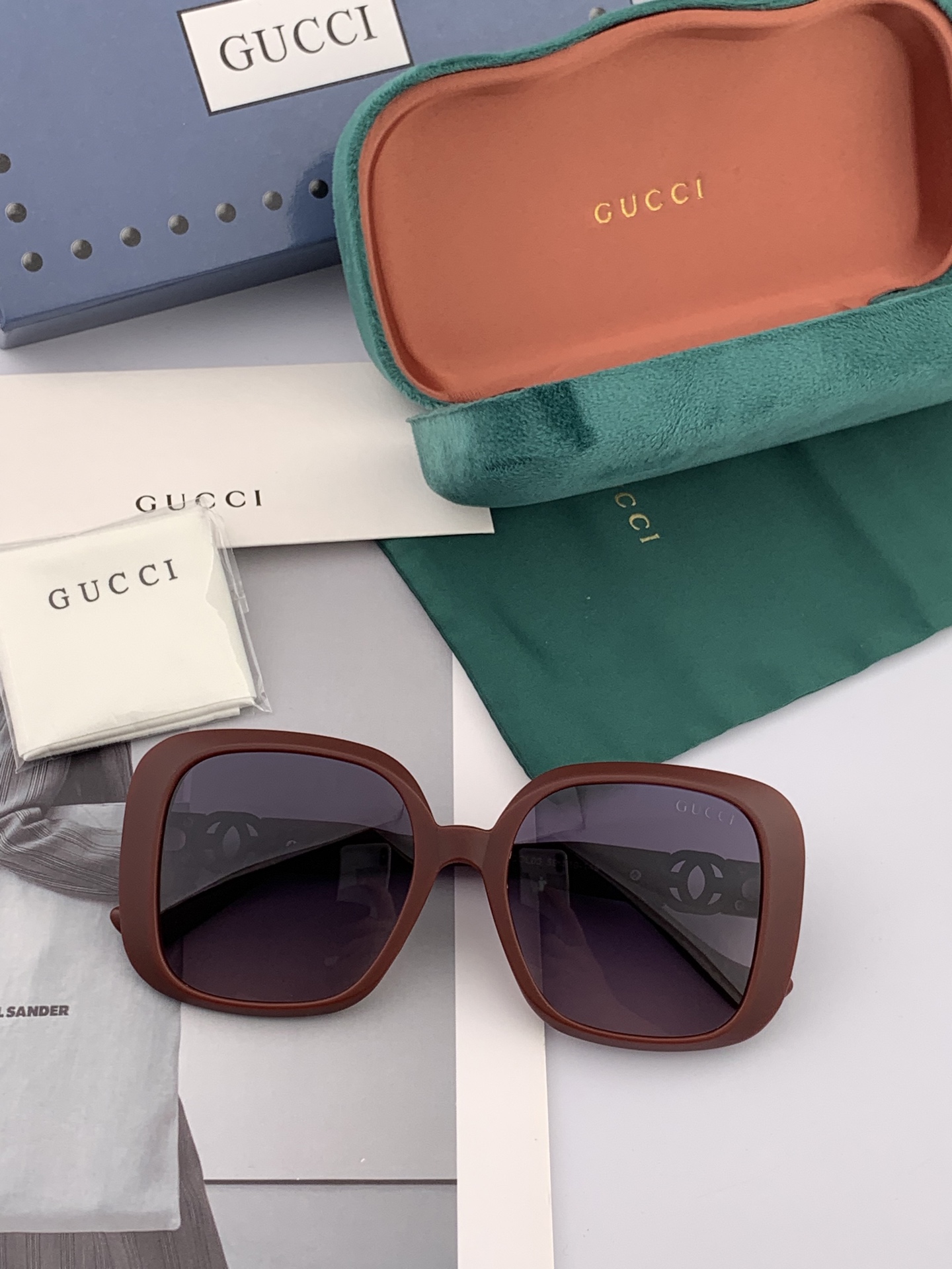🔺 【GUCCI-偏光太阳镜】2025开春新款 潮流爆款 时尚方框偏光太阳镜 高品质 佩戴舒适 网红潮款