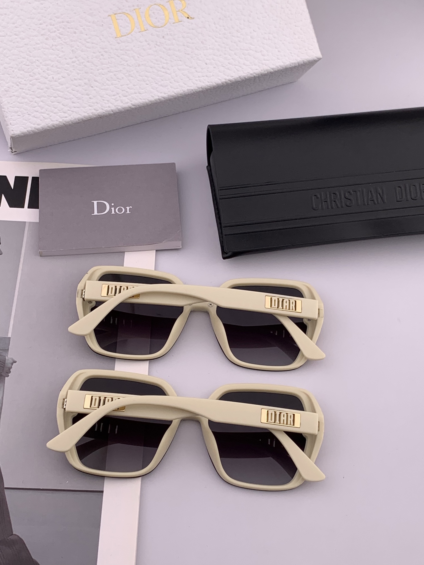  🔺 【DIOR-迪奥】2025开春新款 潮流爆款 时尚方框偏光太阳镜 高品质 佩戴舒适 网红潮款墨镜 