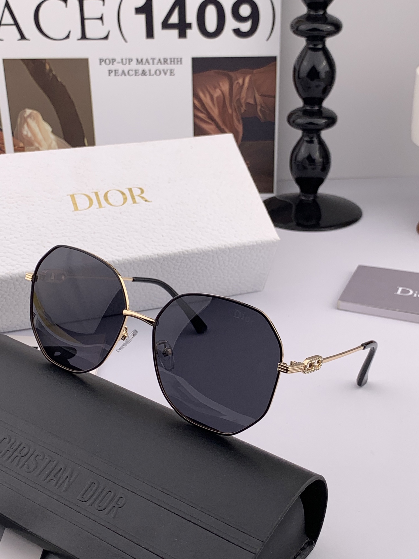  🔺 【DIOR-迪奥偏光太阳镜】2025开春新款 潮流爆款 时尚方框偏光太阳镜 高品质 佩戴舒适 网红