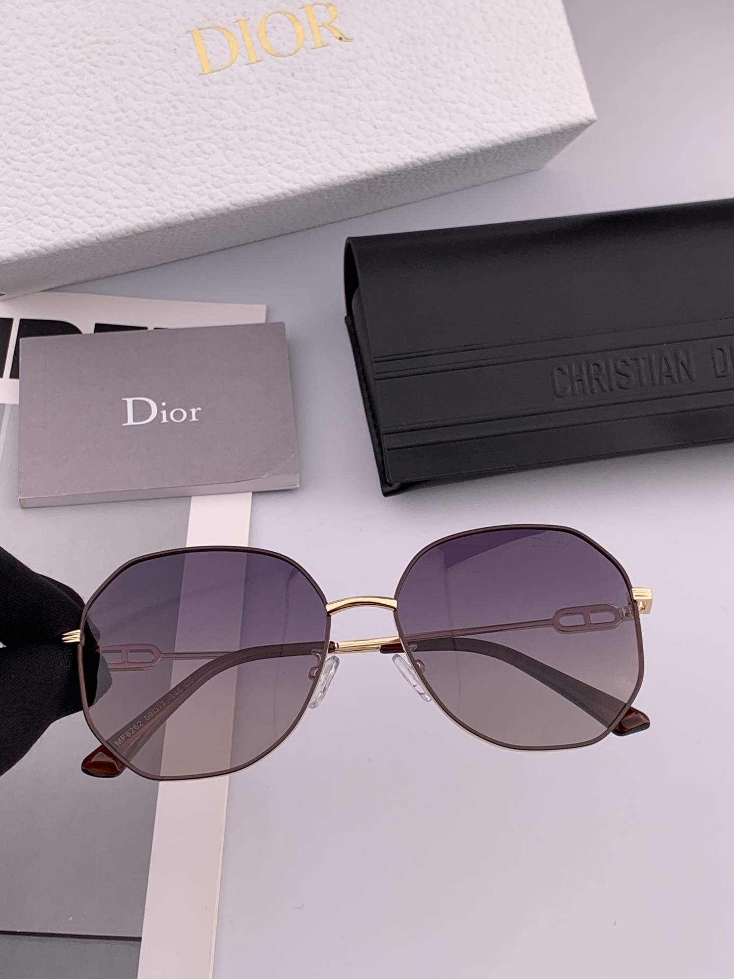  🔺 【DIOR-迪奥偏光太阳镜】2025开春新款 潮流爆款 时尚方框偏光太阳镜 高品质 佩戴舒适 网红