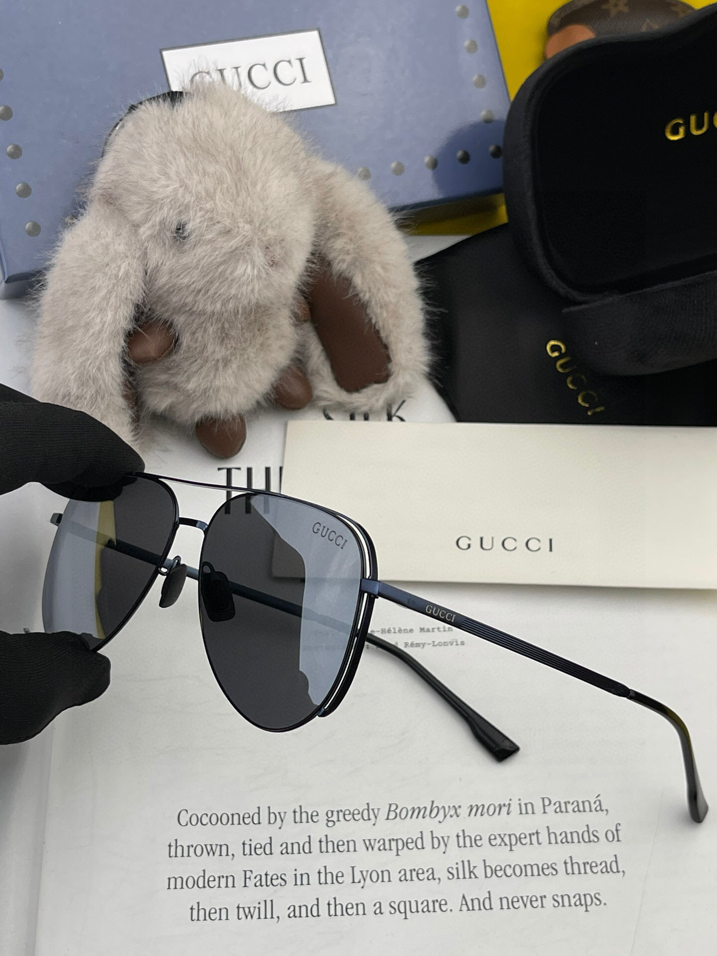  GUCCI 2025新款男女情侣款太阳镜多边形墨镜i 🉐️电镀永不褪色 超轻超有弹性整幅眼镜无螺丝重