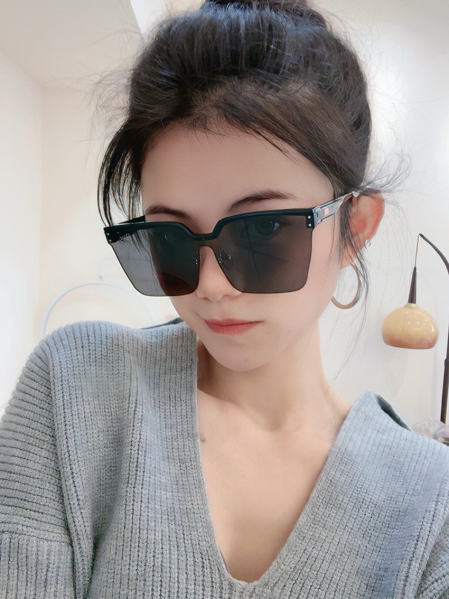 NO:257866,[DIOR nylon polarized one-piece sunglasses] 2025 new spring model trendy fashion square polarized sunglasses high quality comfortable to wear Internet celebrity trendy sunglasses women's high-definition nylon polarized sunglasses high quality TR frame Model CD2236 glasses sunglasses, glasses, dior19860909【DIOR尼龙偏光连体太阳镜】2025开春新款 潮流爆款 时尚方框偏光太阳镜 高品质 佩戴舒适 网红潮款墨镜 女士高清尼龙偏光太阳镜 高品质TR镜框 型号CD2236眼镜墨镜太阳镜,眼镜,dior,glasses