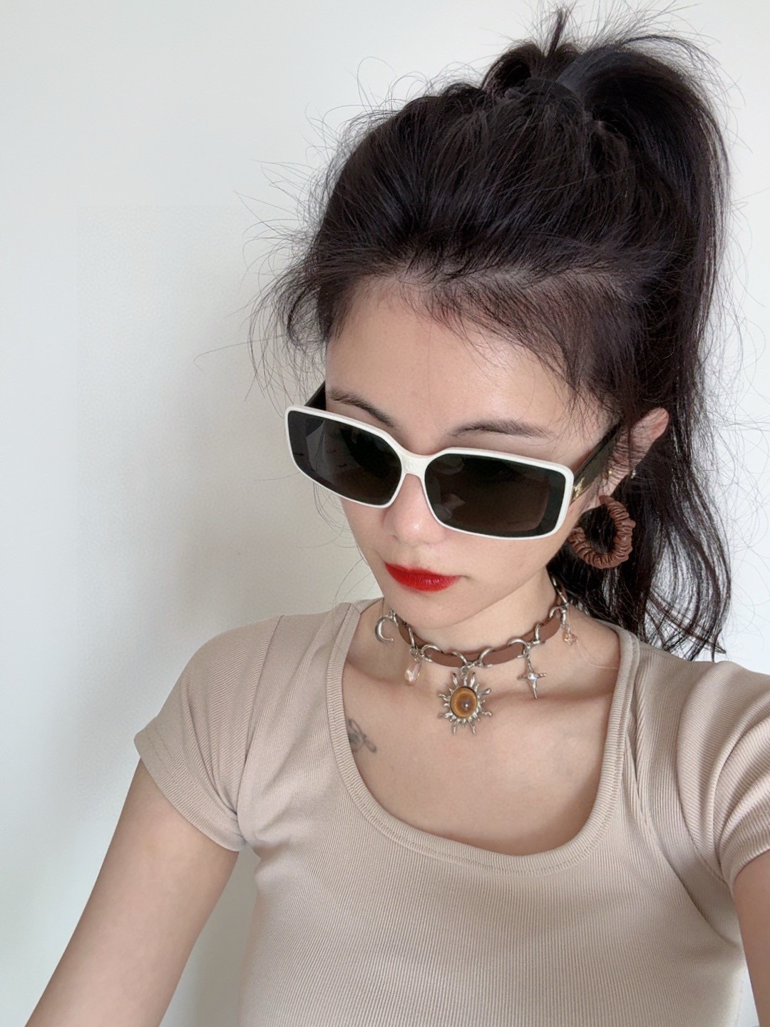 NO:258028,New CHANEL Chanel sunglasses interpret the latest spring and summer glasses with unique charm and avant-garde style, with super good texture and comfortable wearing. Model CH3551 glasses sunglasses sunglasses, glasses, chanel, chanel19860909新品CHANEL 香奈儿太阳镜以独特魅力和前卫风格诠释春夏最新眼镜,质感超好佩带舒适 型号CH3551眼镜墨镜太阳镜,眼镜,chanel,chanel,glasses