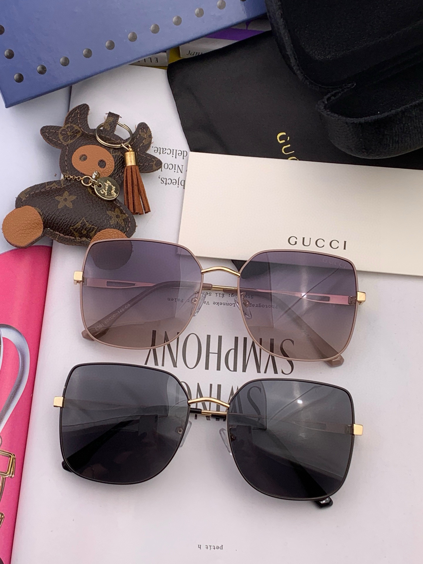   🔺 Gucci 🔻2025官方新款 众多明星同款色‼️‼️新款大框偏光墨镜 🌈🌈宝丽来超清加厚太阳镜