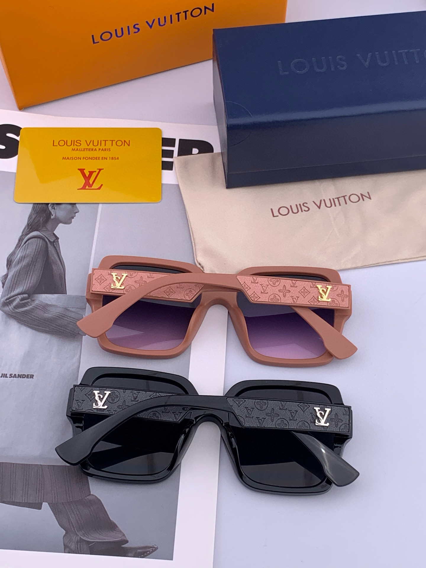  LV 2025新款女士方框太阳眼镜 开车墨镜 新款太阳镜  时尚大方 舒适轻盈 精致奢华 超轻 型号：