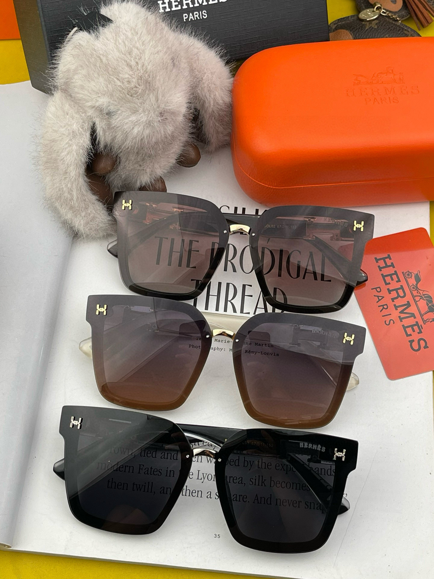   2025新款 爱马仕女士偏光太阳镜🕶️ 宝丽来高清镜片🎉高品质TR-90镜框 时尚百搭！
型号：H4