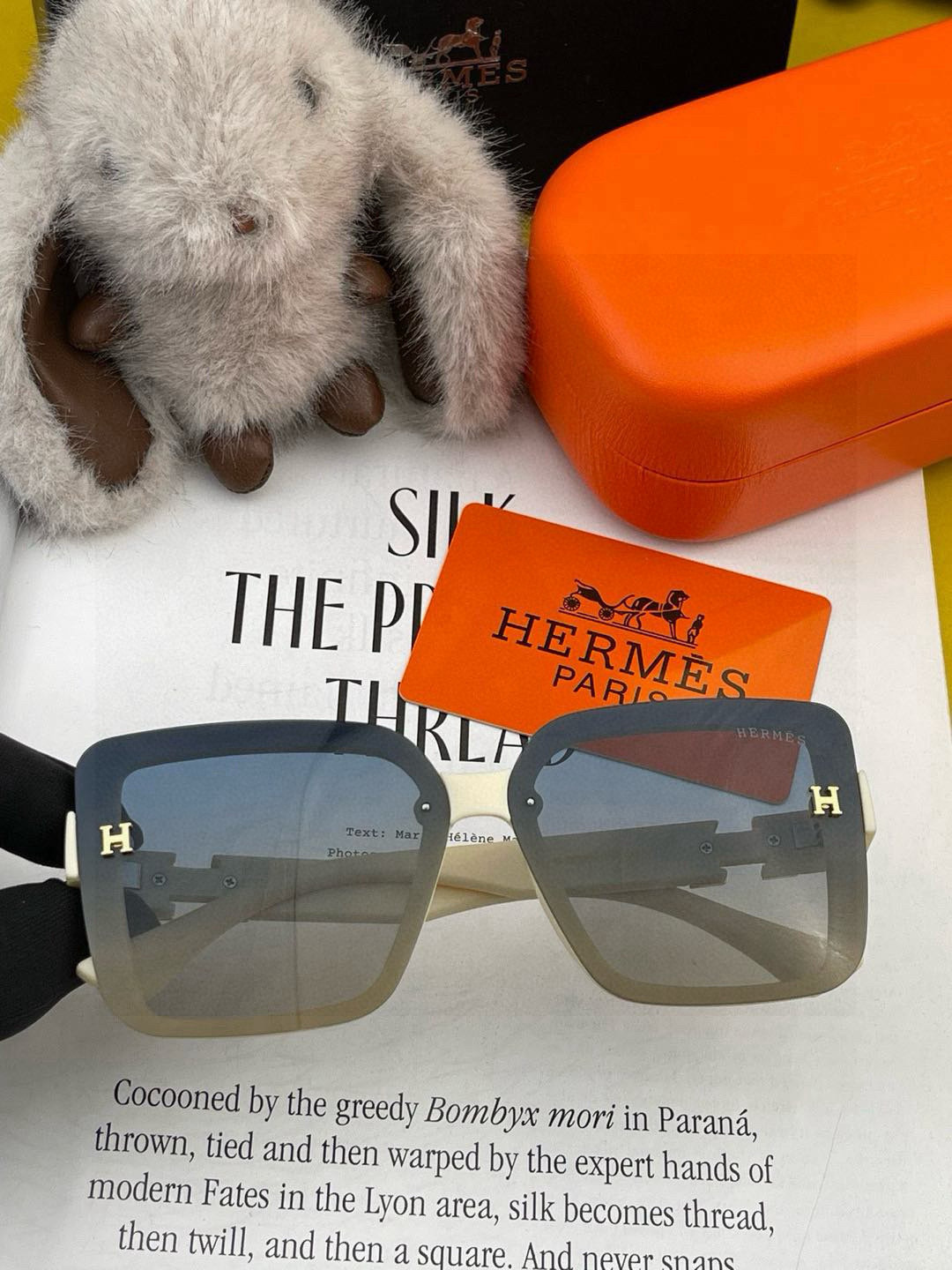   2025新款 爱马仕女士偏光太阳镜🕶️ 宝丽来高清镜片🎉高品质TR-90镜框 时尚百搭！
型号：H8