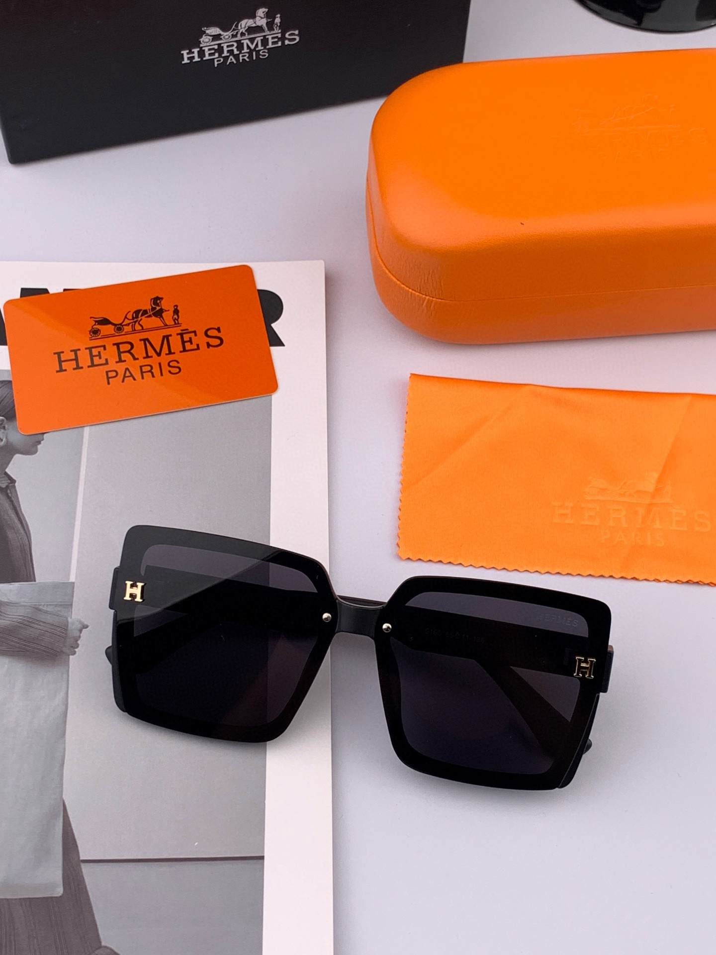   HERMES 爱马仕 2025开春新款🎈原版出货 网红超爆款💙经典奢华全球风强酷亲亲 时尚方框太阳镜