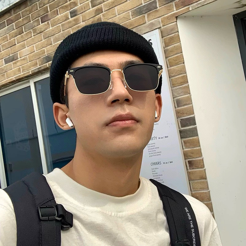   Gucci 。  高品质男女款墨镜   👍 进口宝丽来偏光镜片  。蛤蟆镜 开车钓鱼都可 。百搭显瘦