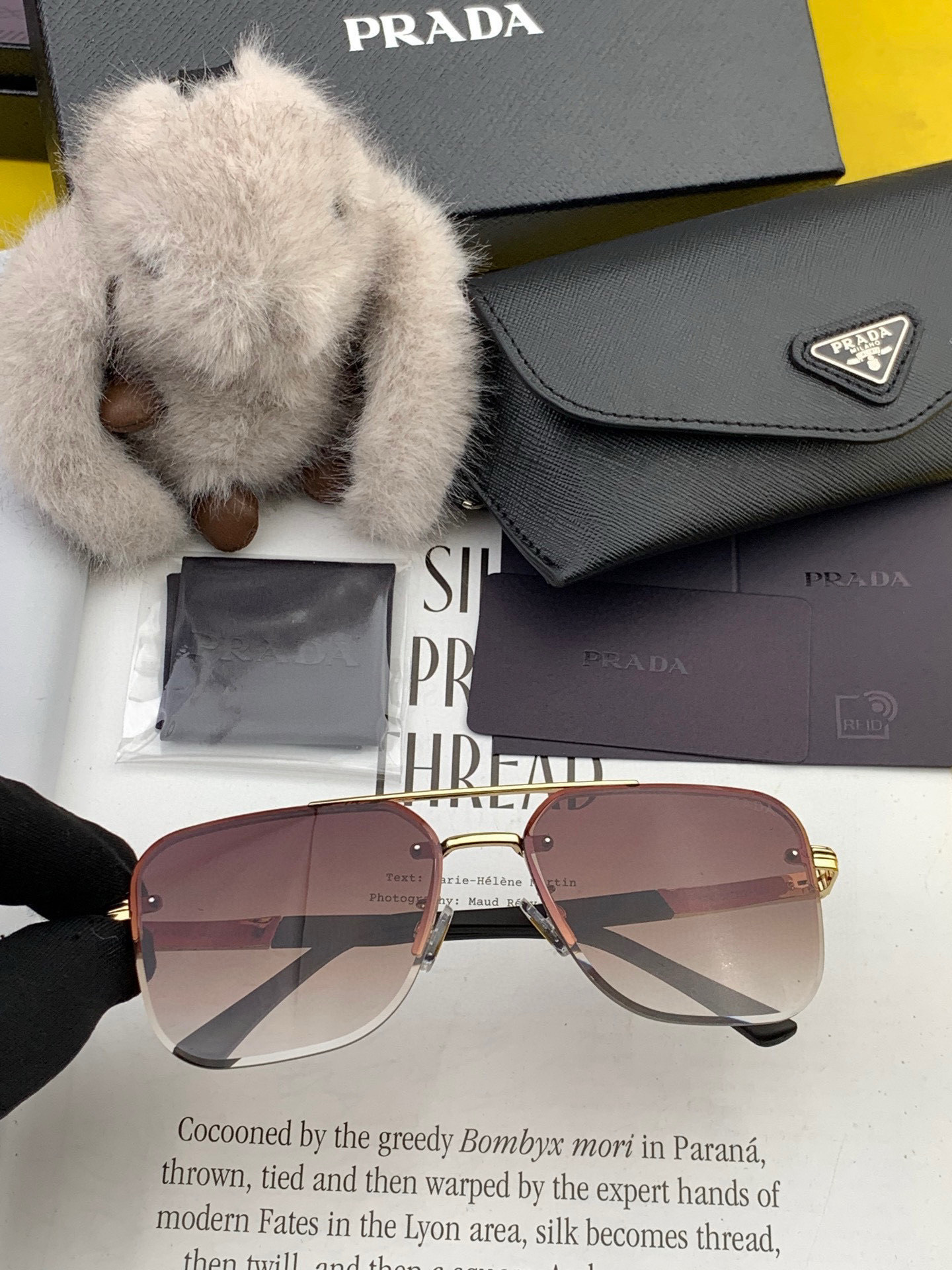 【PRADA】普拉达 2025新款太阳眼镜 界级大师制造..最新 高档 潮流🐚🐚时尚百搭🌪🌪男款百搭瘦脸