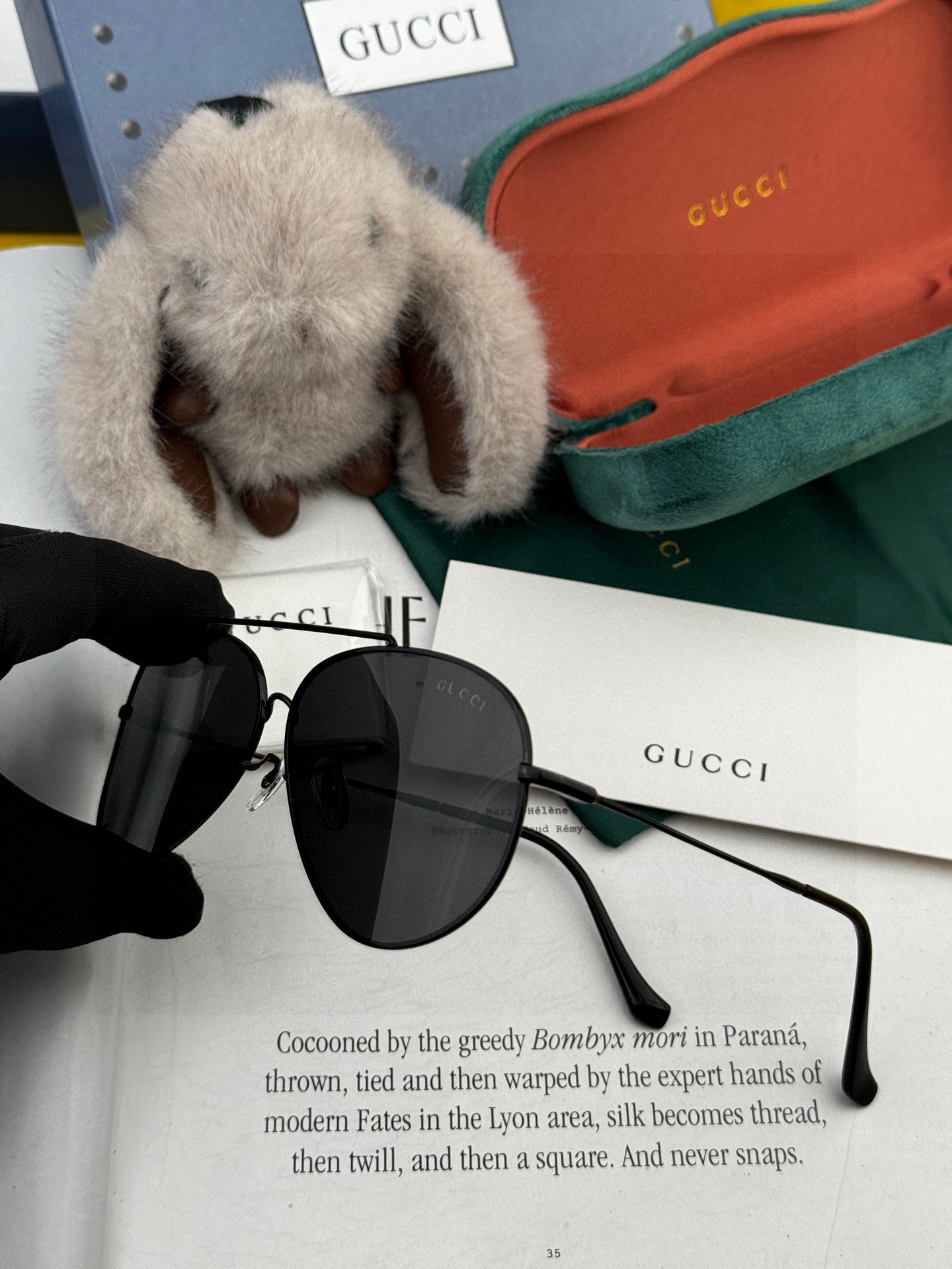   Gucci 。  高品质男女款墨镜   👍 进口宝丽来偏光镜片  。蛤蟆镜 开车钓鱼都可 。百搭显瘦