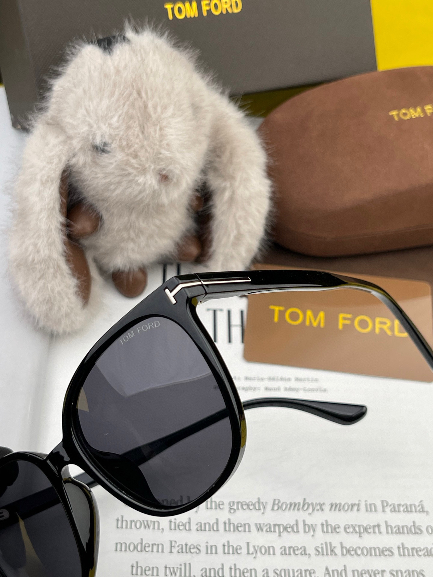  【TOMFORD】汤姆福特 爆款来袭！经典火爆作品 重磅出击 ！超经典偏光眼镜，时刻展现时尚大牌风范！