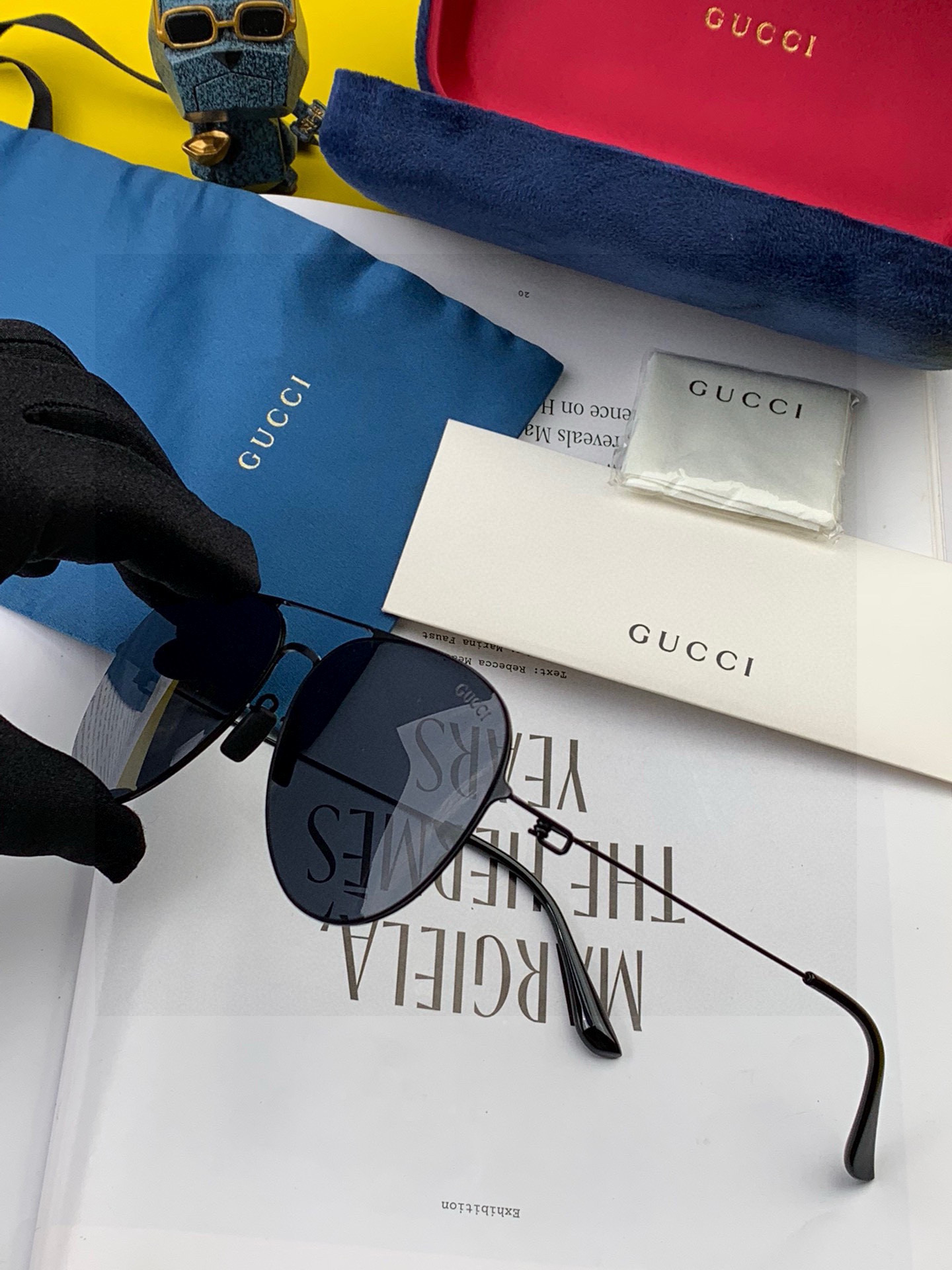      GUCCI-2025新款男‮情女‬侣款太阳iP电镀‮不永‬褪色 卖点：超轻‮有超‬弹性整幅眼镜