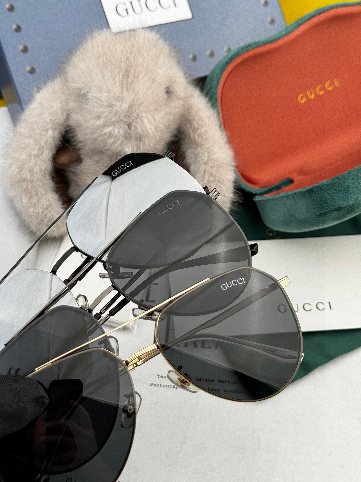         GUCCI 男款炫彩飞行员偏光太阳镜 ❤️材质：高清尼龙加厚卡槽高清偏光镜片 🌹无边框镜