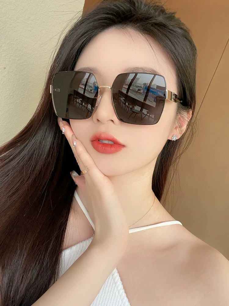  🔺 【DIOR-迪奥】2025开春新款 潮流爆款 时尚方框偏光太阳镜 高品质 佩戴舒适 网红潮款墨镜 