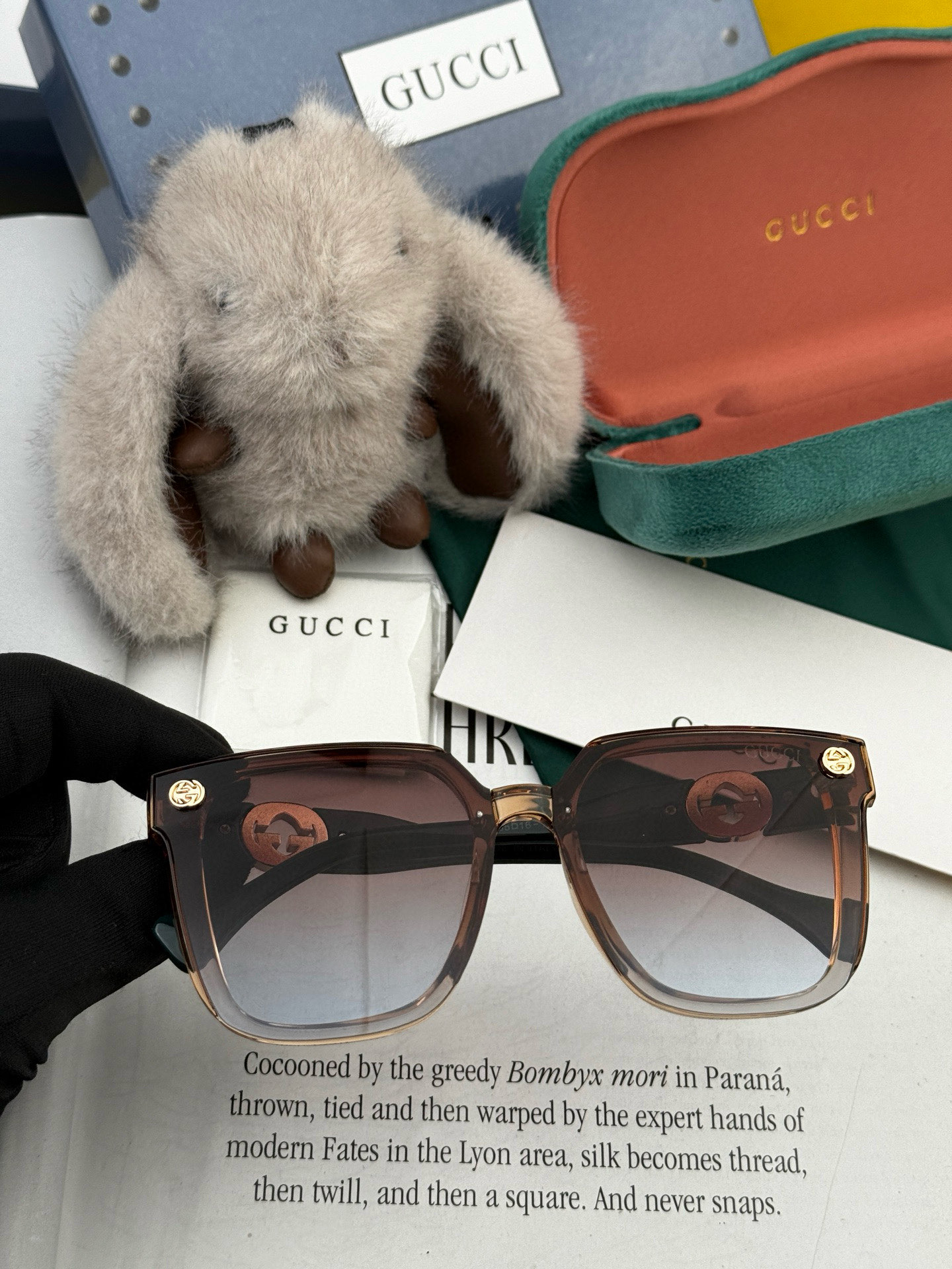  🔺 【GUCCI】2025开春新款 潮流爆款 时尚方框太阳镜 高品质 佩戴舒适 网红潮款墨镜 型号：G