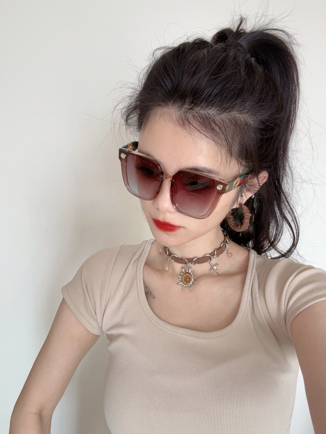  🔺 【GUCCI】2025开春新款 潮流爆款 时尚方框太阳镜 高品质 佩戴舒适 网红潮款墨镜 型号：G