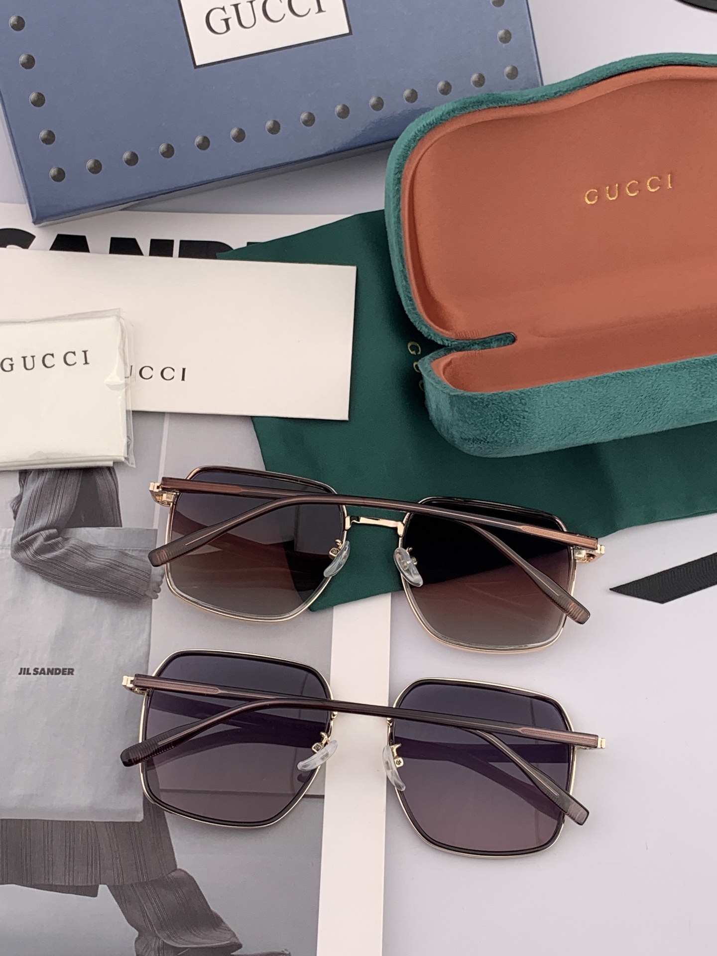  【偏光系列】Gucci   经典的方框设计，不挑脸型，无论搭配大衣还是连衣裙都非常显气质偏光镜片预防紫