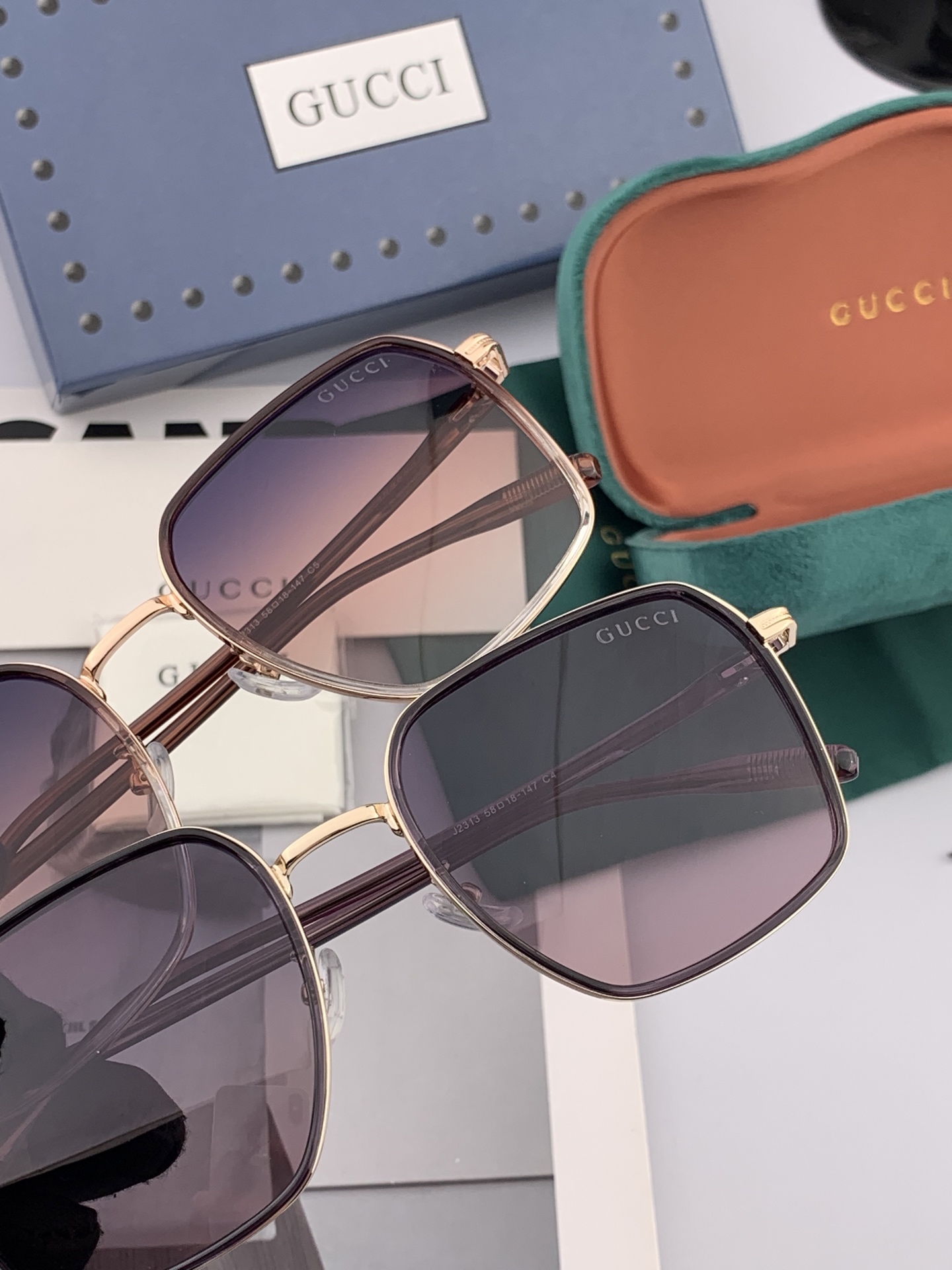 【偏光系列】Gucci   经典的方框设计，不挑脸型，无论搭配大衣还是连衣裙都非常显气质偏光镜片预防紫