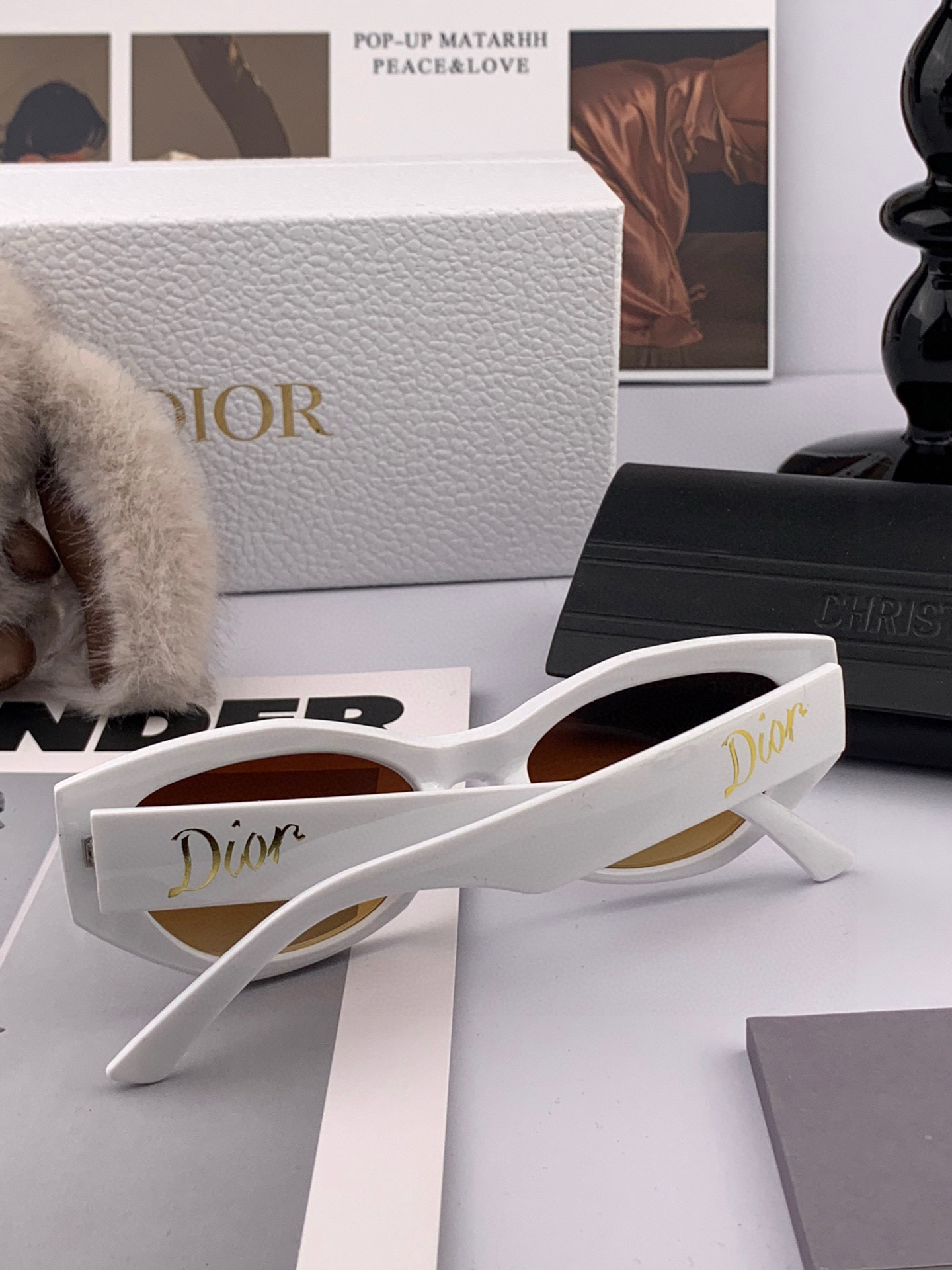 🔺 【DIOR-迪奥】2025开春新款 潮流爆款 时尚小框太阳镜 高品质 佩戴舒适 网红潮款墨镜 型号：