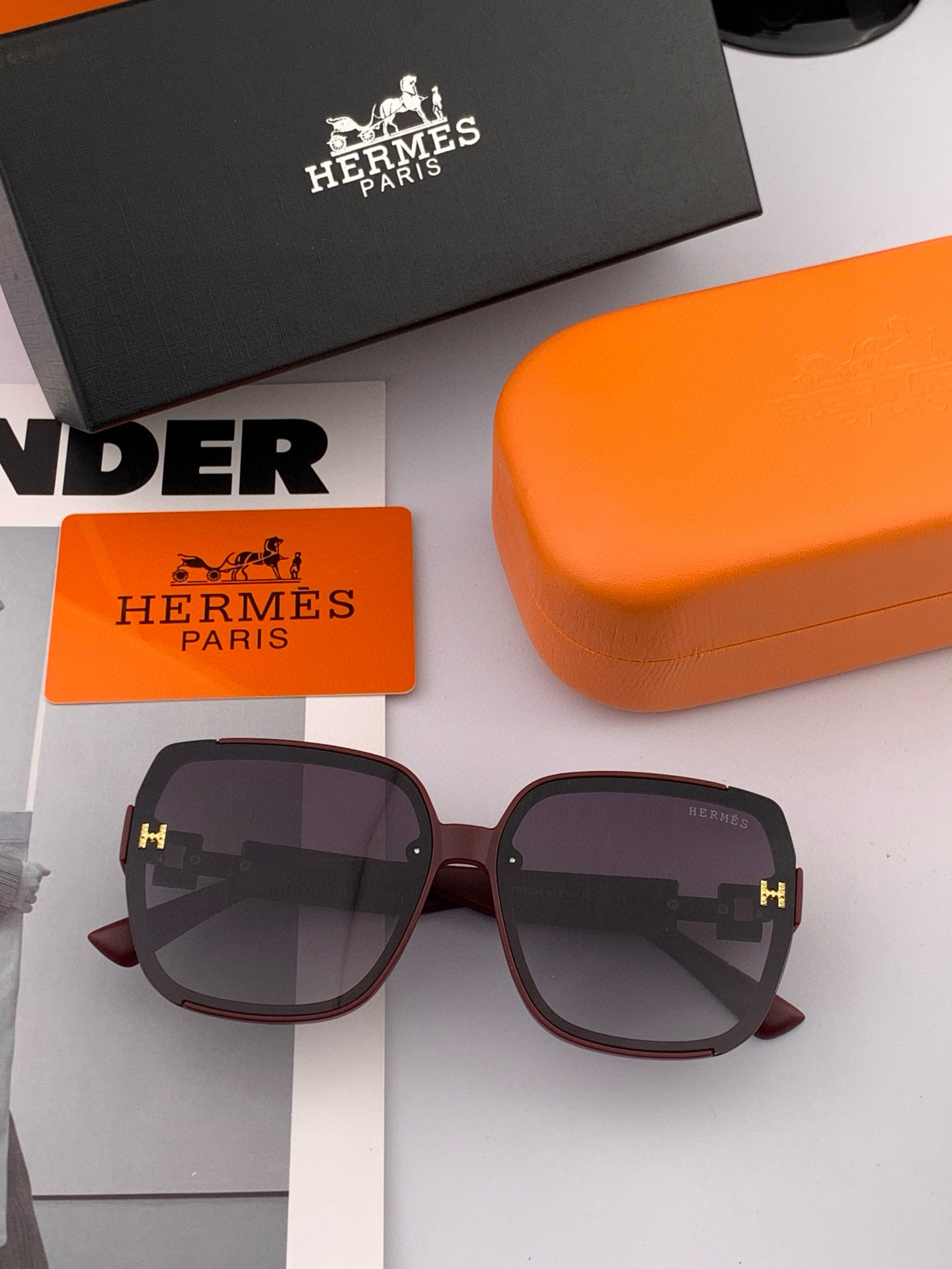    HERMES 爱马仕 2025开春新款🎈原版出货 网红超爆款💙经典奢华全球风强酷亲亲 时尚方框太阳