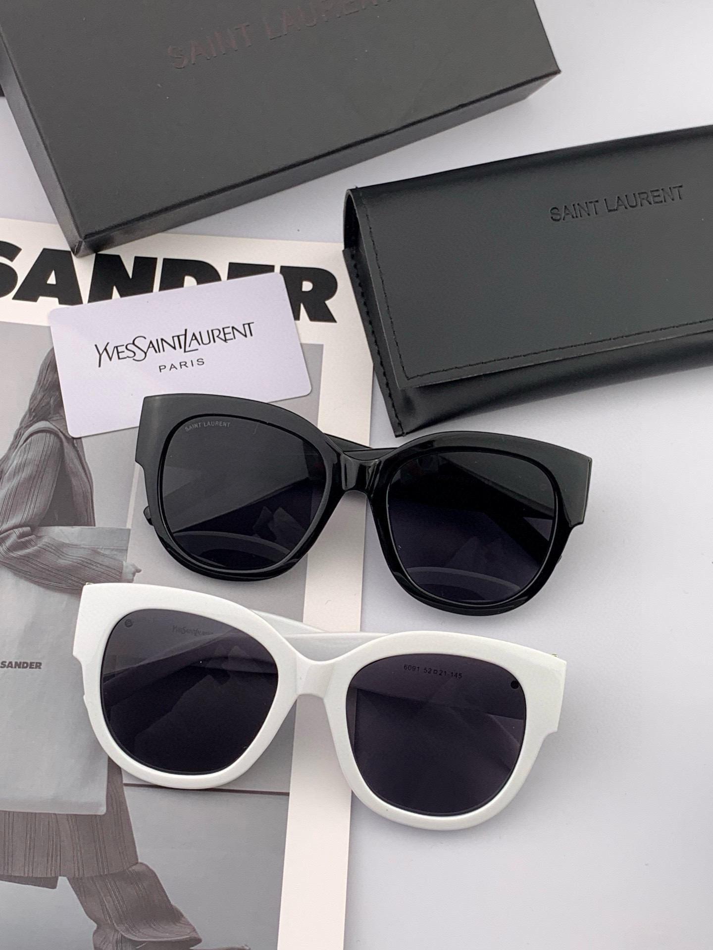  新品SAINTOWEN圣罗兰 官网最新款 独具奢华外观和精致线条 风格华贵典雅 轻盈舒适 众多明星网红