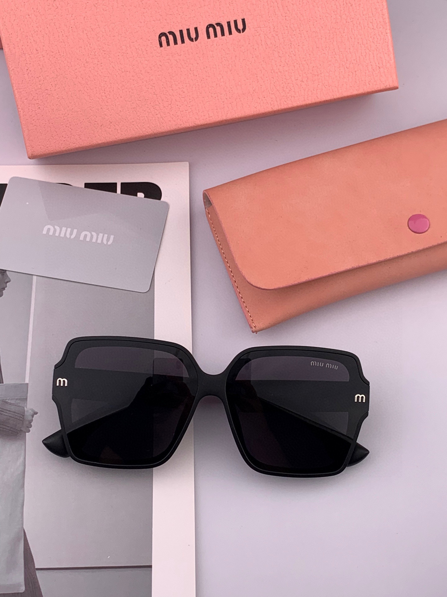   MIUMIU/缪缪🖇🖇2025开春新款🌟闪耀新款璀璨登台 ❤❤太阳镜潮品 精致个性设计简约时尚 专柜