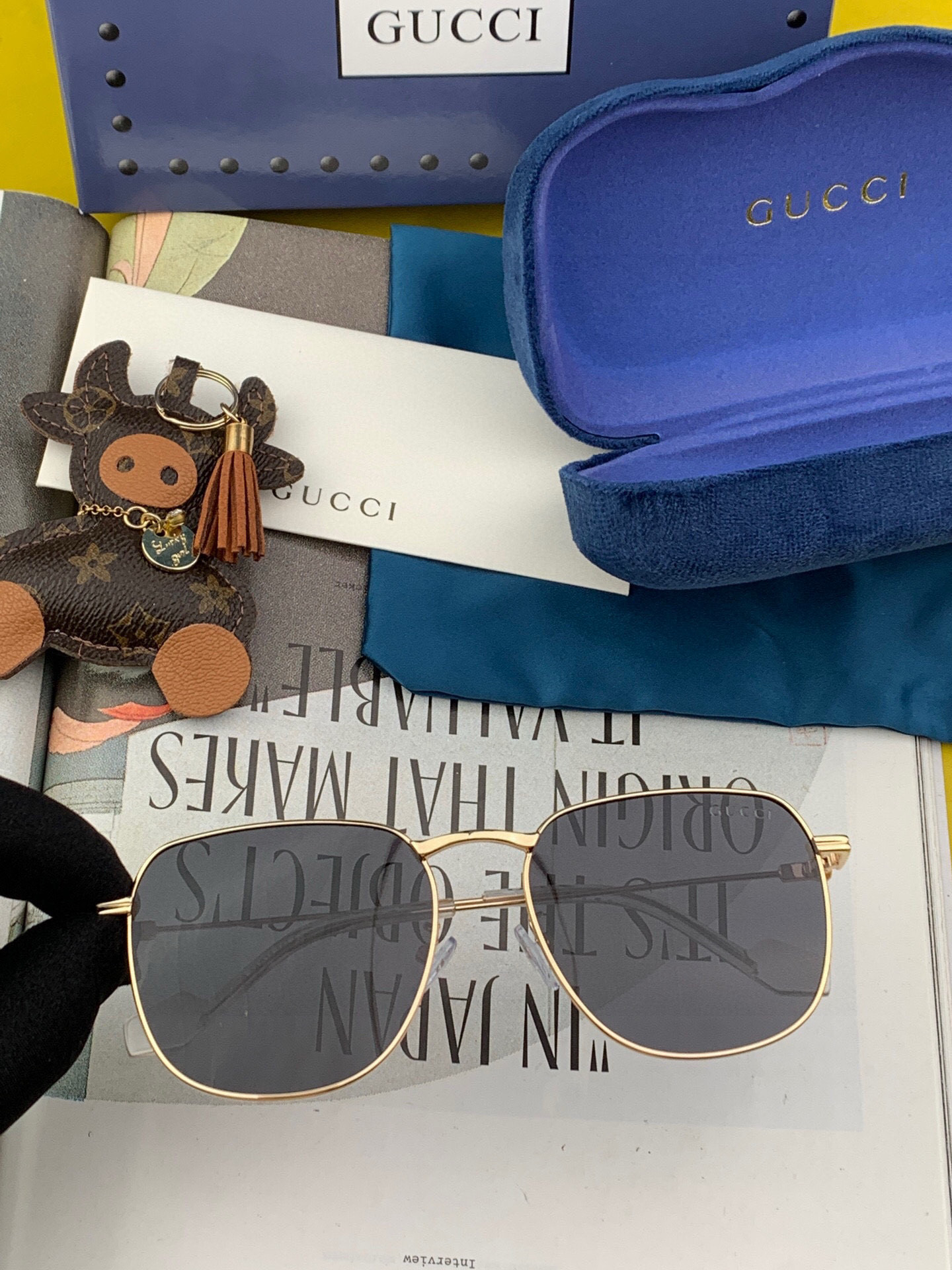   🔺 Gucci 🔻2025官方新款 众多明星同款色‼️‼️新款大框偏光墨镜 🌈🌈宝丽来超清加厚太阳镜