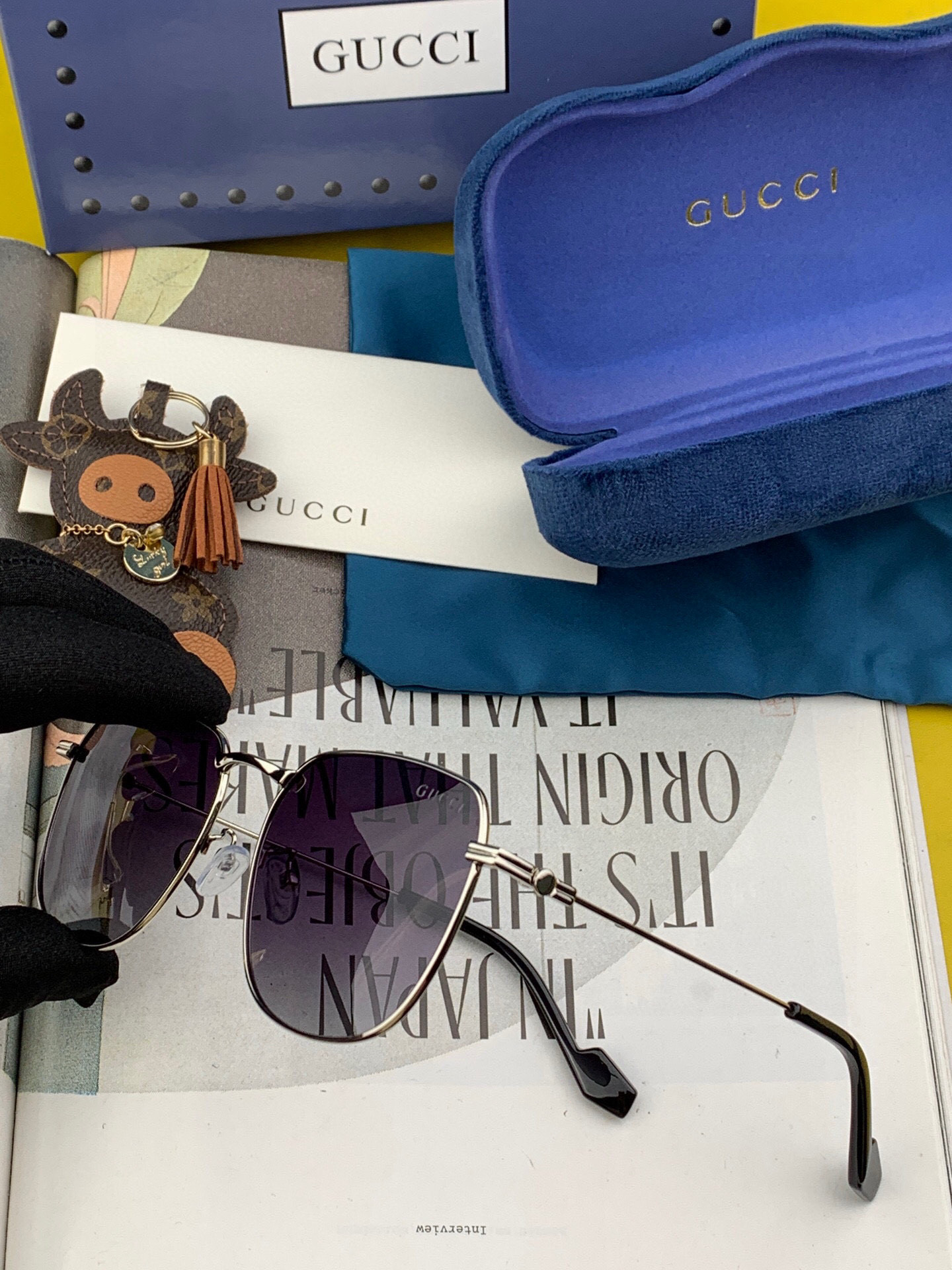  🔺 Gucci 🔻2025官方新款 众多明星同款色‼️‼️新款大框偏光墨镜 🌈🌈宝丽来超清加厚太阳镜