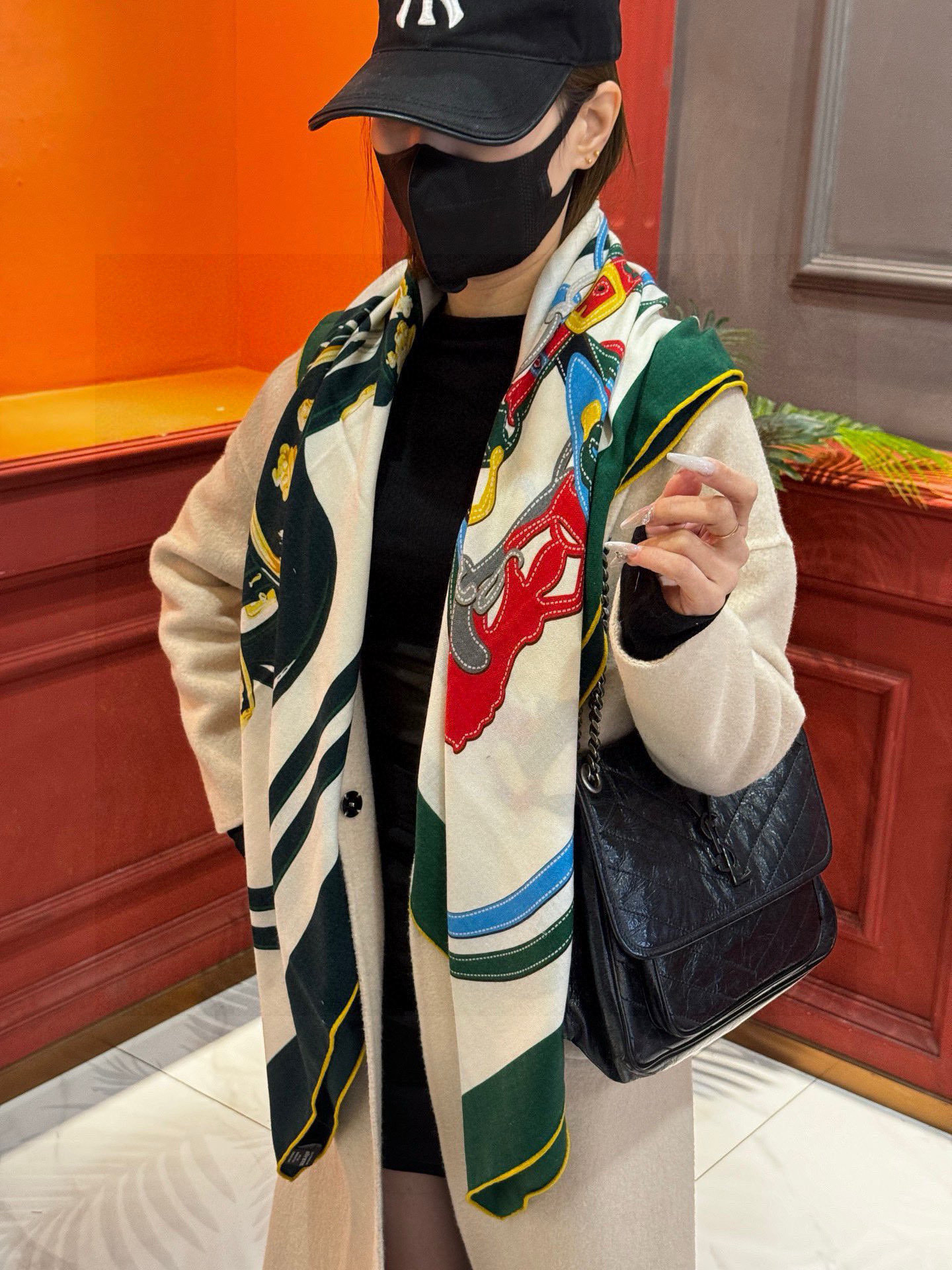  羊绒新款🆕🏇🏇买了都说好看‼️推荐💕【华丽的缰辔双面同色140】羊绒方巾，顶级工艺超值‼️爱马仕专柜爆