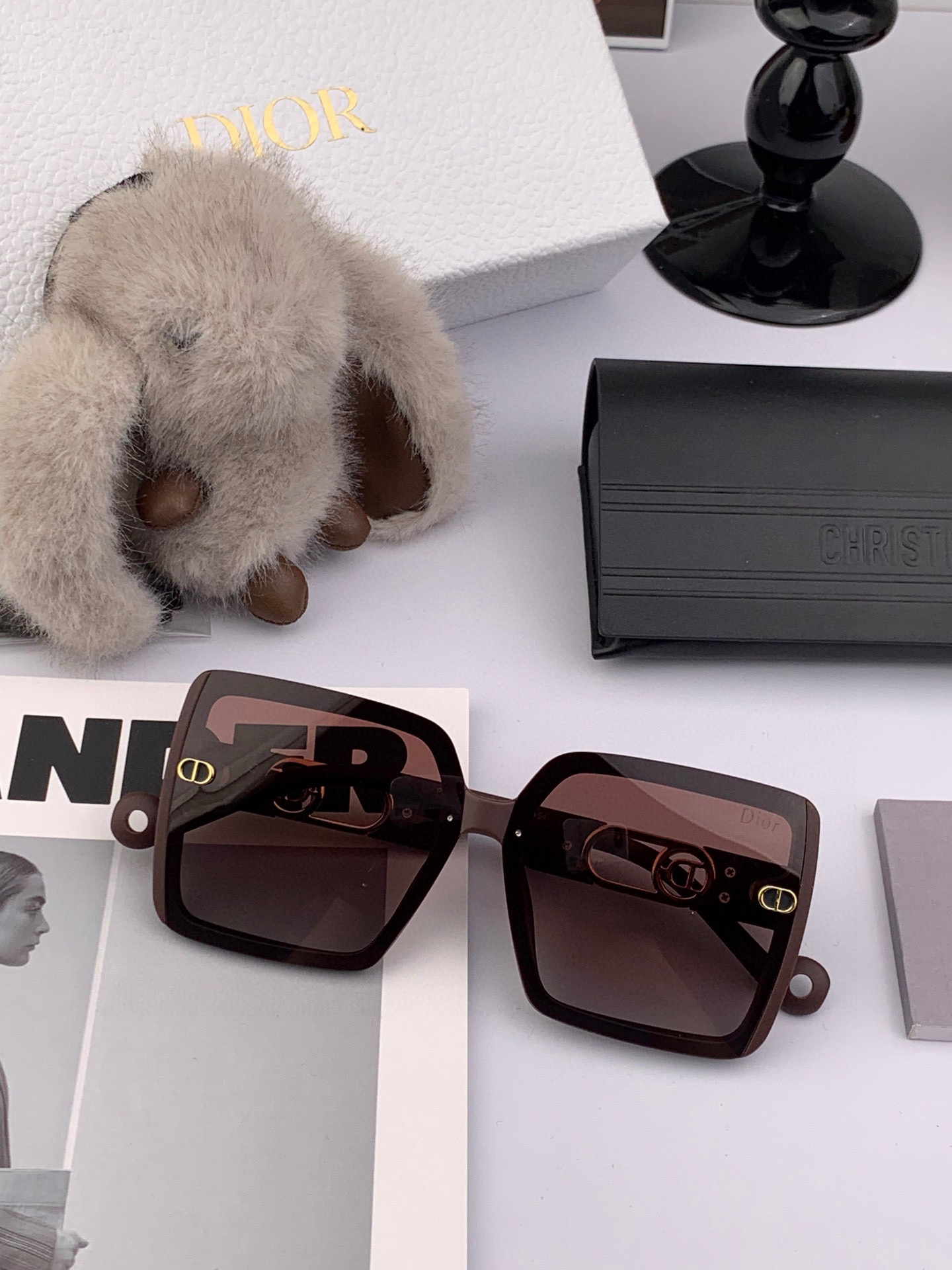  🔺 【DIOR-迪奥】2025开春新款 潮流爆款 时尚方框偏光太阳镜 高品质 佩戴舒适 网红潮款墨镜 