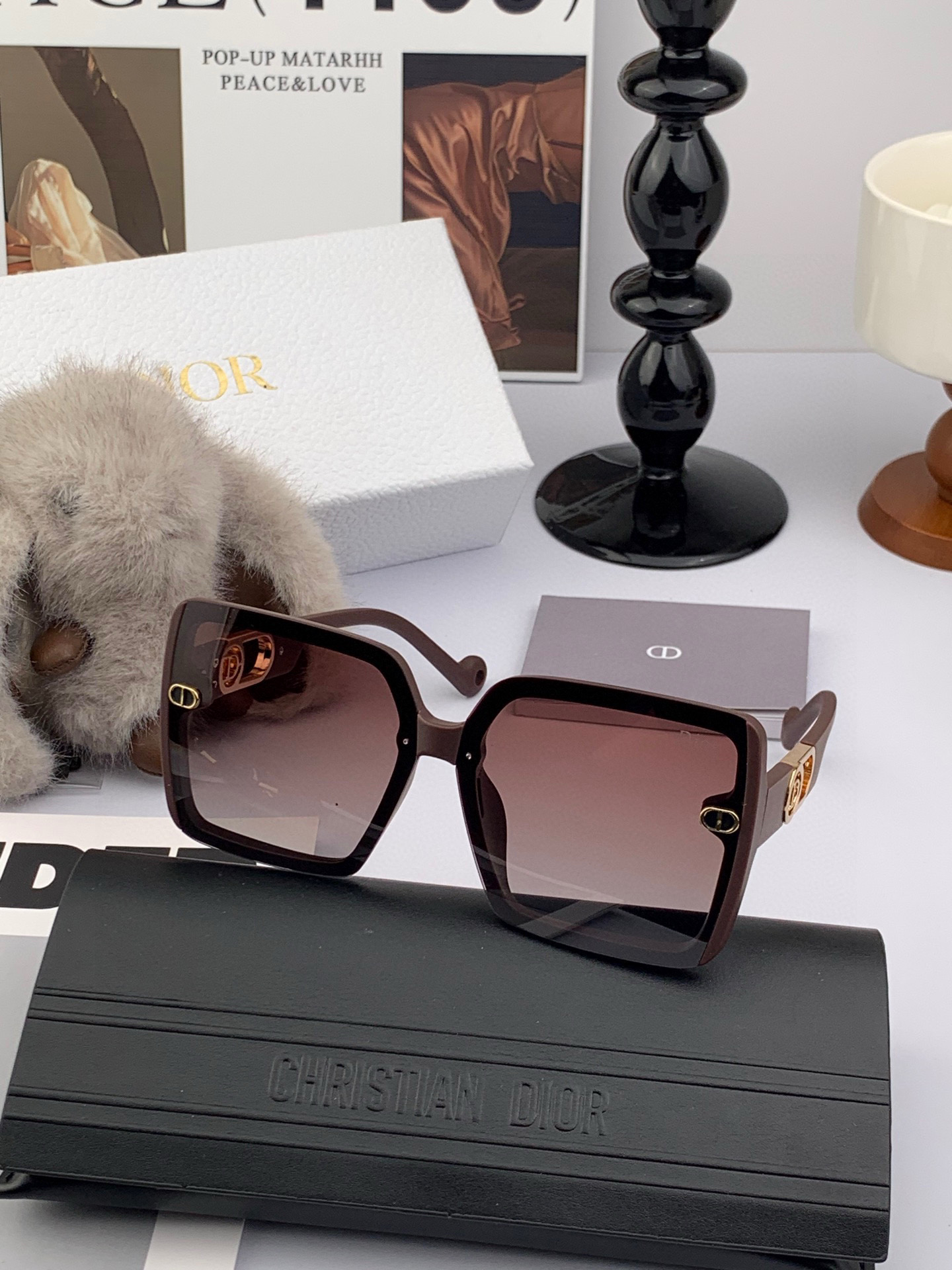  🔺 【DIOR-迪奥】2025开春新款 潮流爆款 时尚方框偏光太阳镜 高品质 佩戴舒适 网红潮款墨镜 