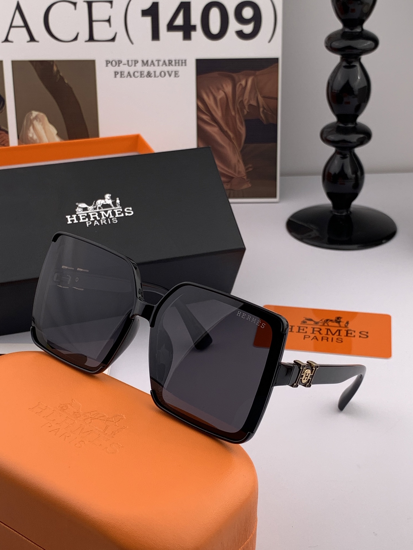   2025新款 爱马仕女士偏光太阳镜🕶️ 宝丽来高清镜片🎉高品质TR-90镜框 时尚百搭！
型号：H5