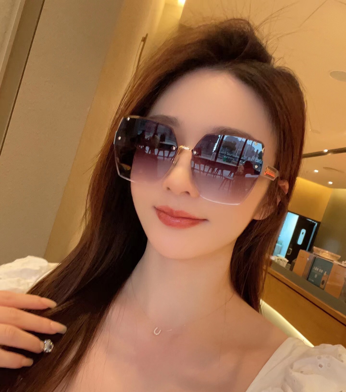 【TR偏光系列】lv大框太阳镜墨镜经典的方框设计，不挑脸型，无论搭配大衣还是连衣裙都非常显气质偏光镜片预